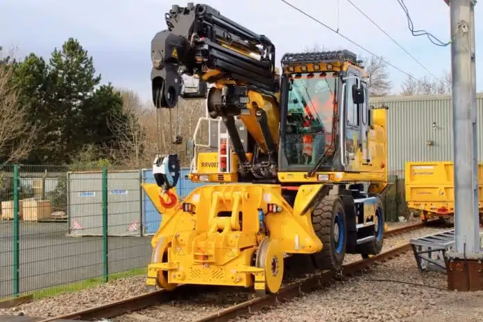 SPL Powerlines Introduces New Crane for Electrification Projects