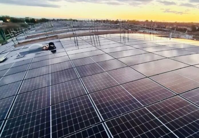 Thameslink's Solar Revolution: Bedford Depot Paves the Way to Carbon Net Zero