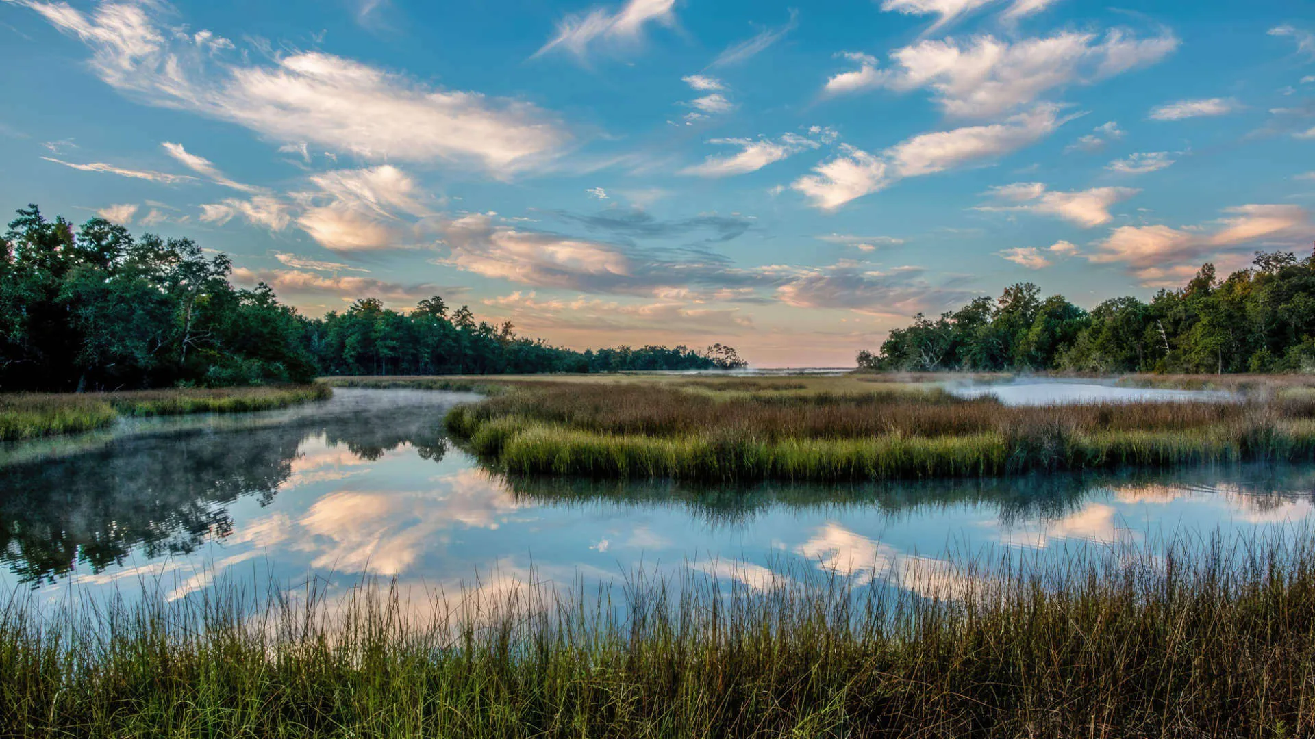 Non-invasive ultrasonic water submeter with cellular connectivity for easy installation without plumbers or Wi-Fi, helping recover water costs, detect leaks, and increase NOI