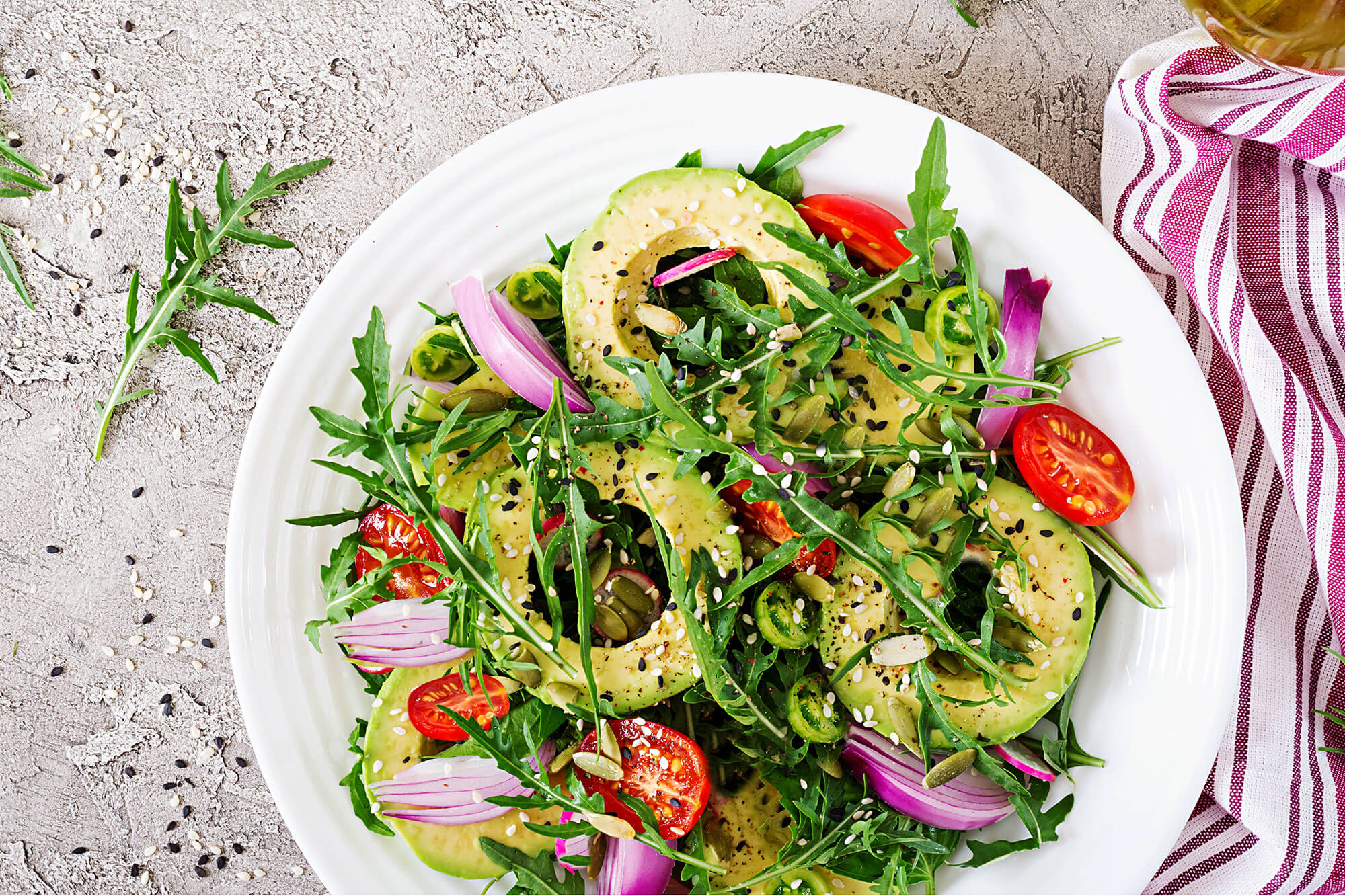 Limekastike & avokadosalaatti