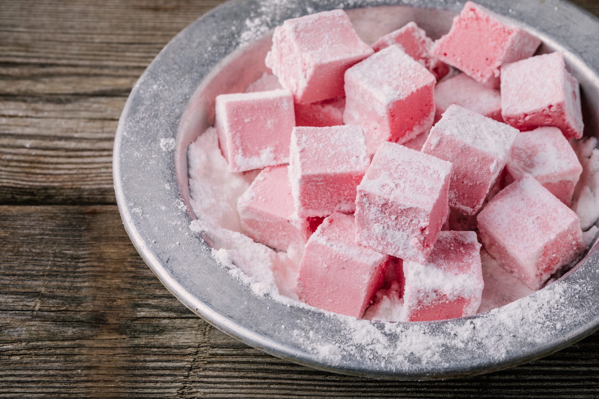 Mansikkavaahtokarkit