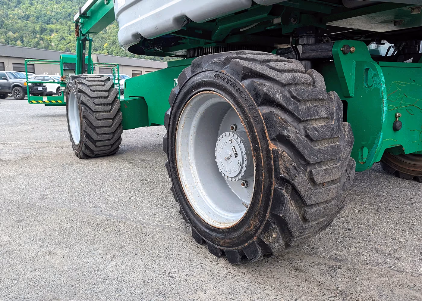 2016-genie-z8060-boom-lifts-12-1755703837469.jpg