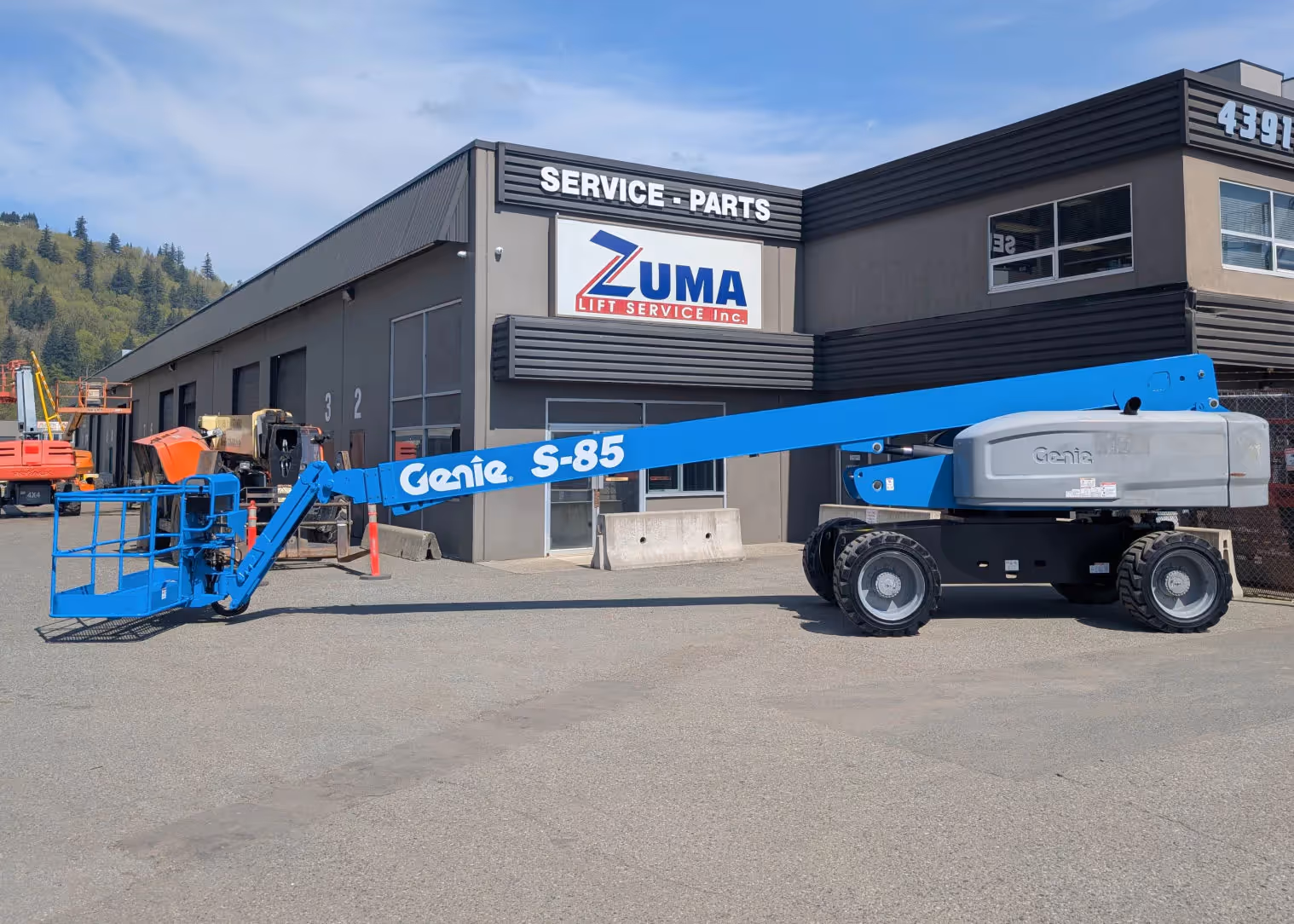 2017 Genie S85 Boom Lift