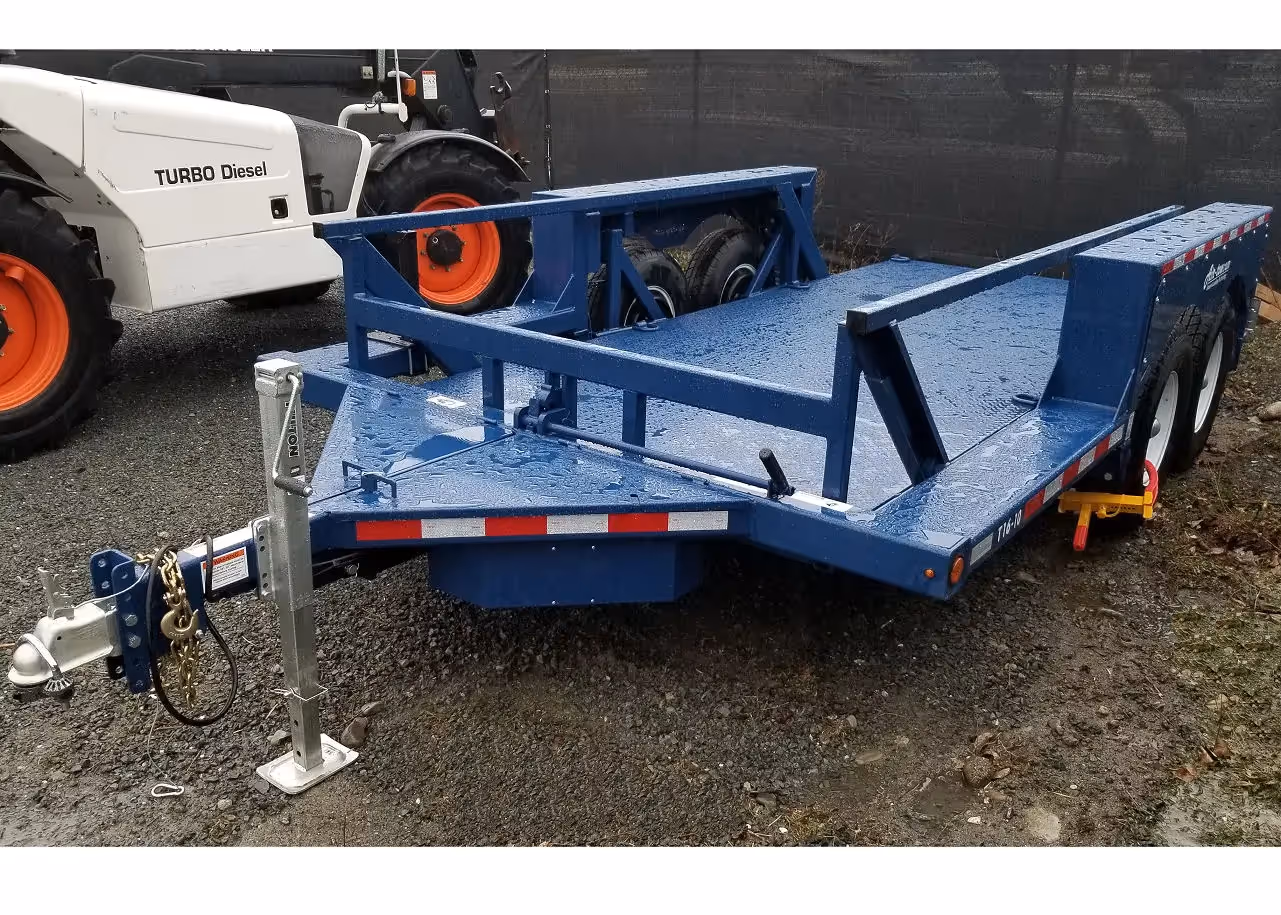 Air-tow T16-14 trailer front hitch with jack stand and chains in Canada