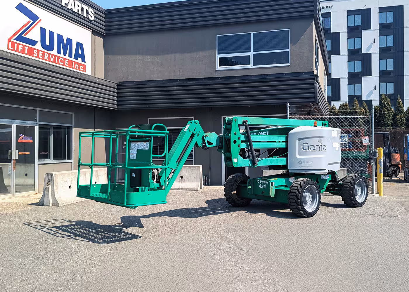 #7953  2014 Genie Z45-25J Boom Lift 2