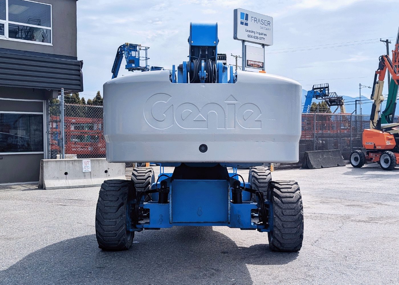 #7905  2015 Genie S65 Boom Lift 7