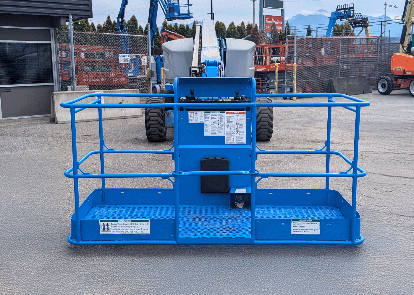 #7905  2015 Genie S65 Boom Lift 8