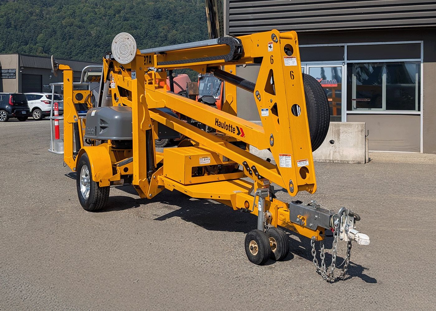 #8172  2021 Haulotte 4527A Towable Boom Lift 3.png