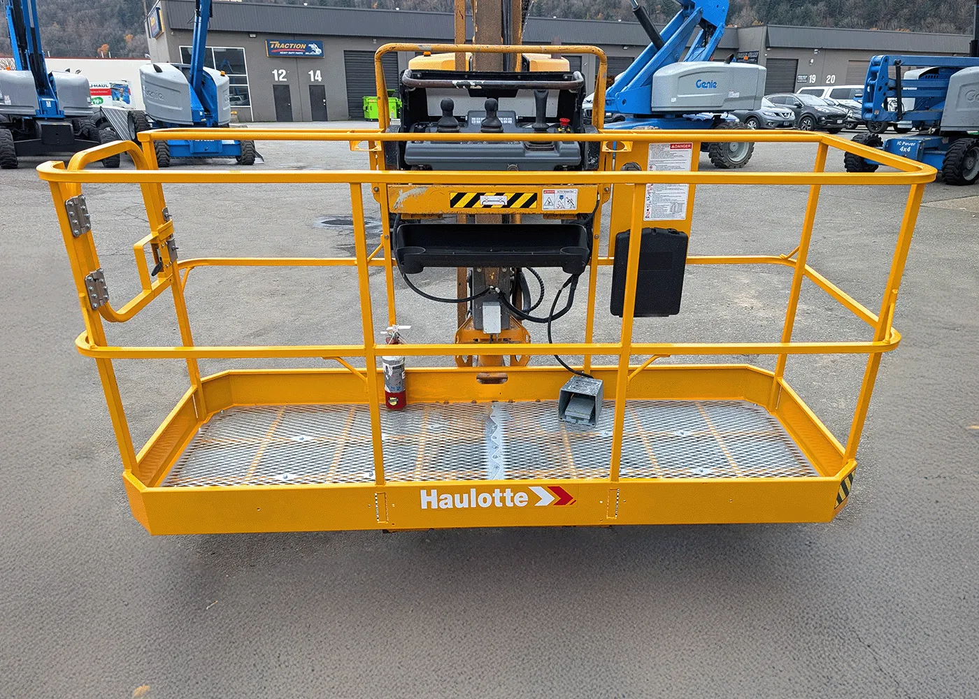 2018-haulotte-ht67rtjo-boom-lifts-2-1764108844491.jpg