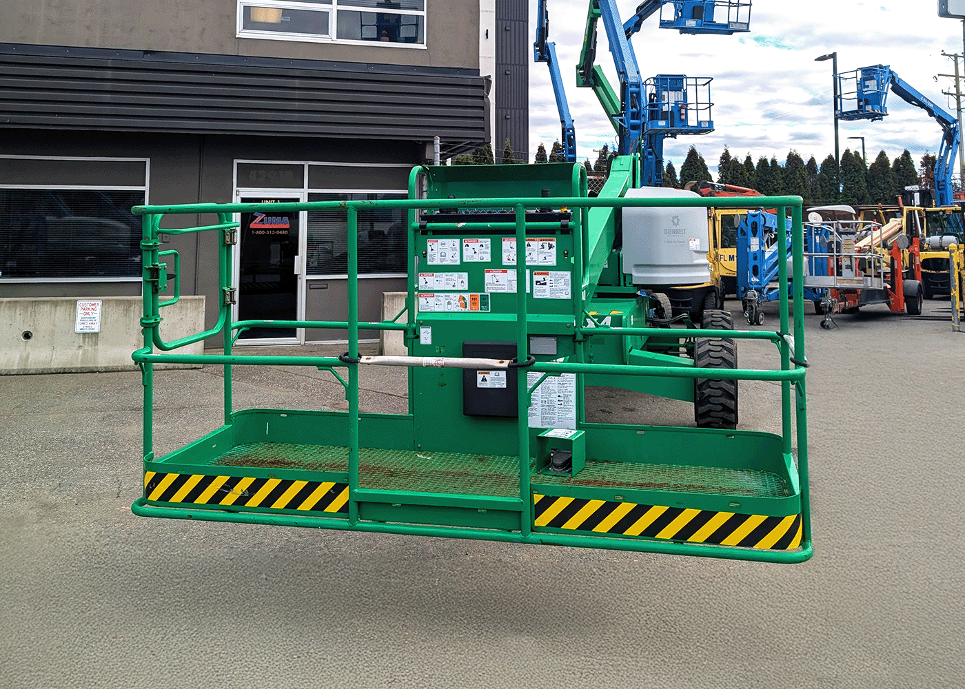 2016-genie-s40-boom-lifts-3-1764890837668.jpg