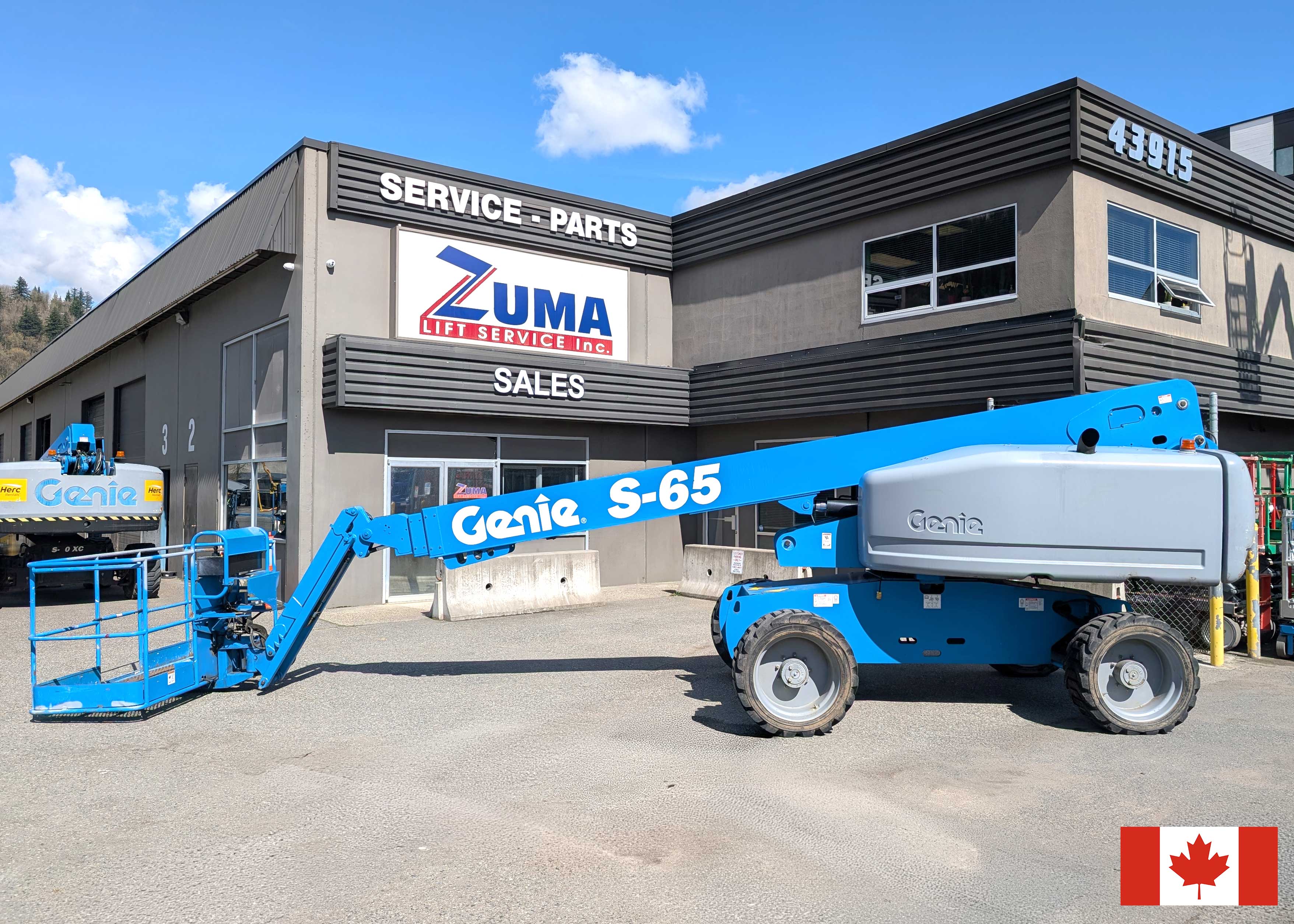 2013 Genie S65 Boom Lift
