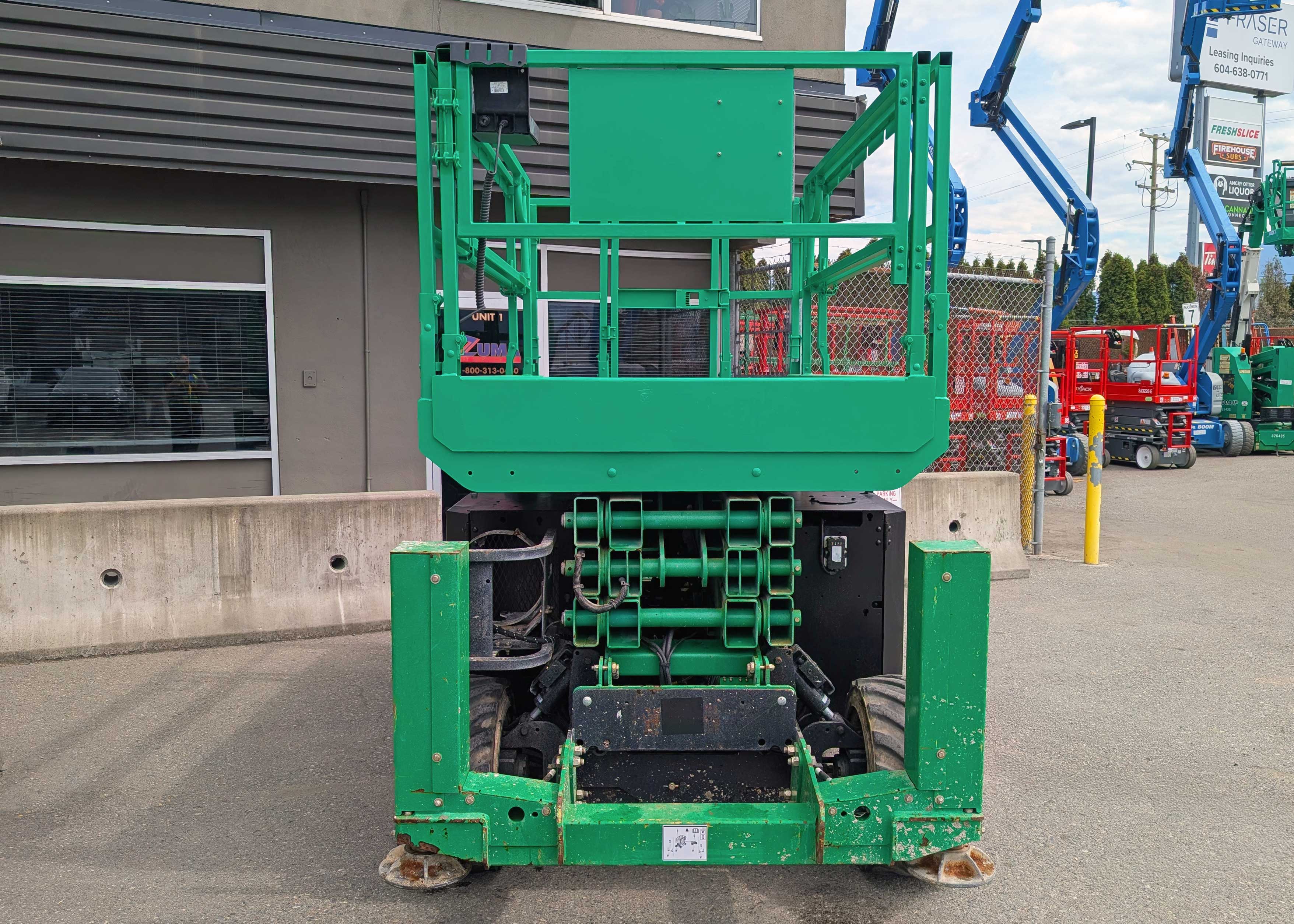 2016-genie-gs-3369rt-scissor-lifts-7-1777588252718.jpg