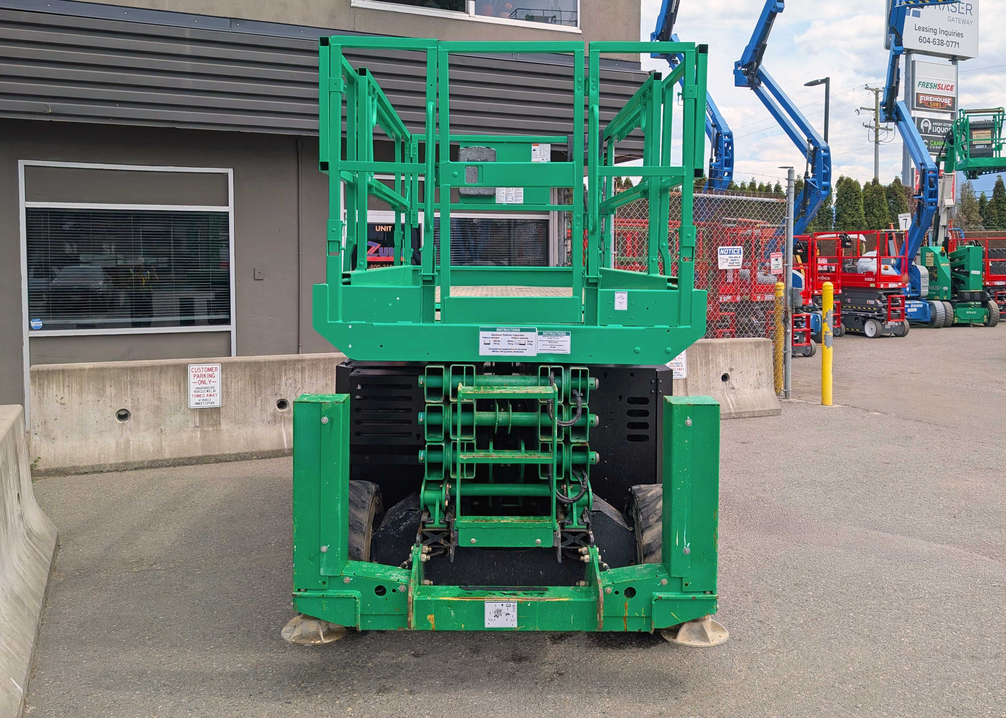 2016-genie-gs-3369rt-scissor-lifts-3-1777588251726.jpg