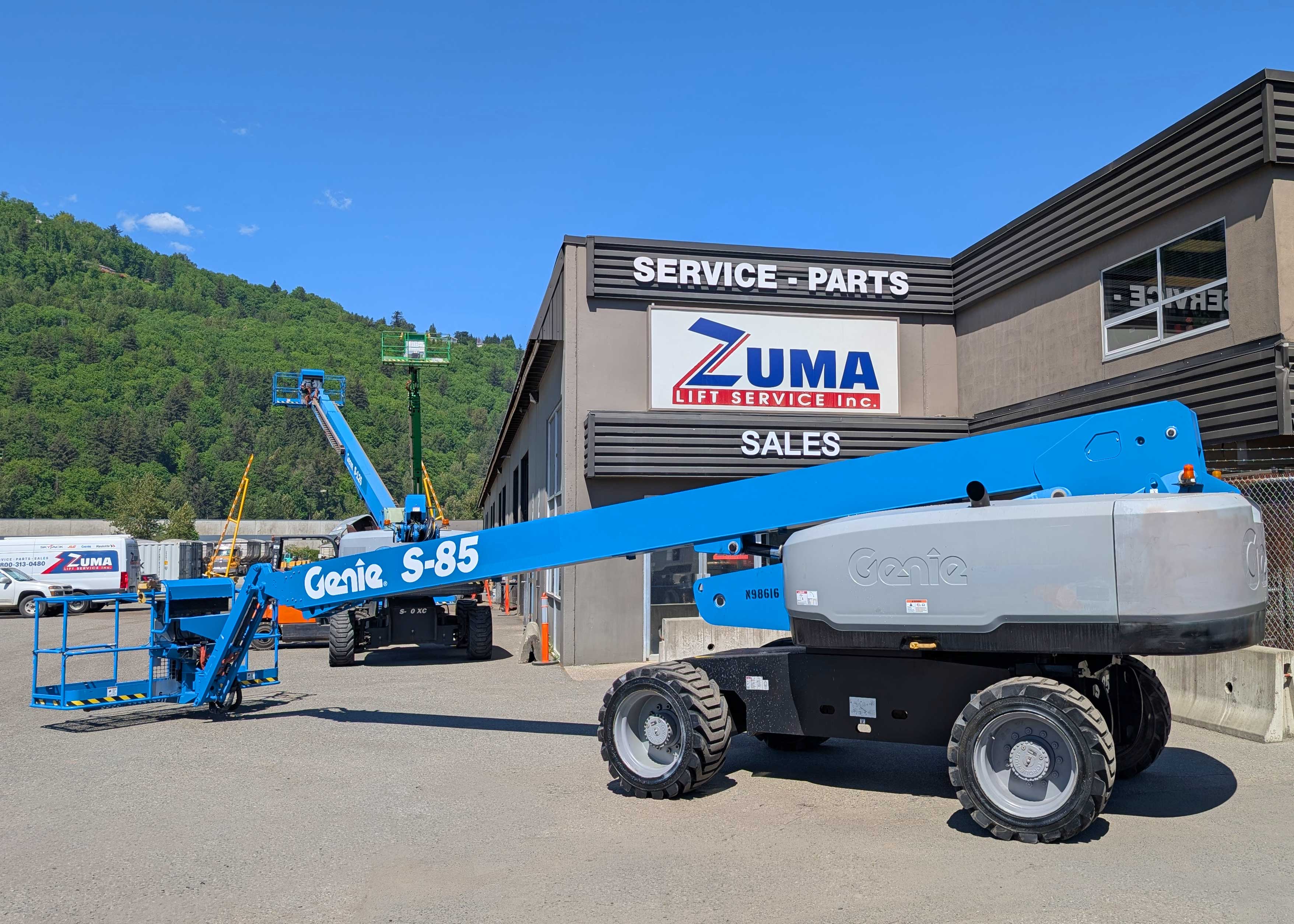 2017-genie-s-85-boom-lifts-1-1777997024186.jpg