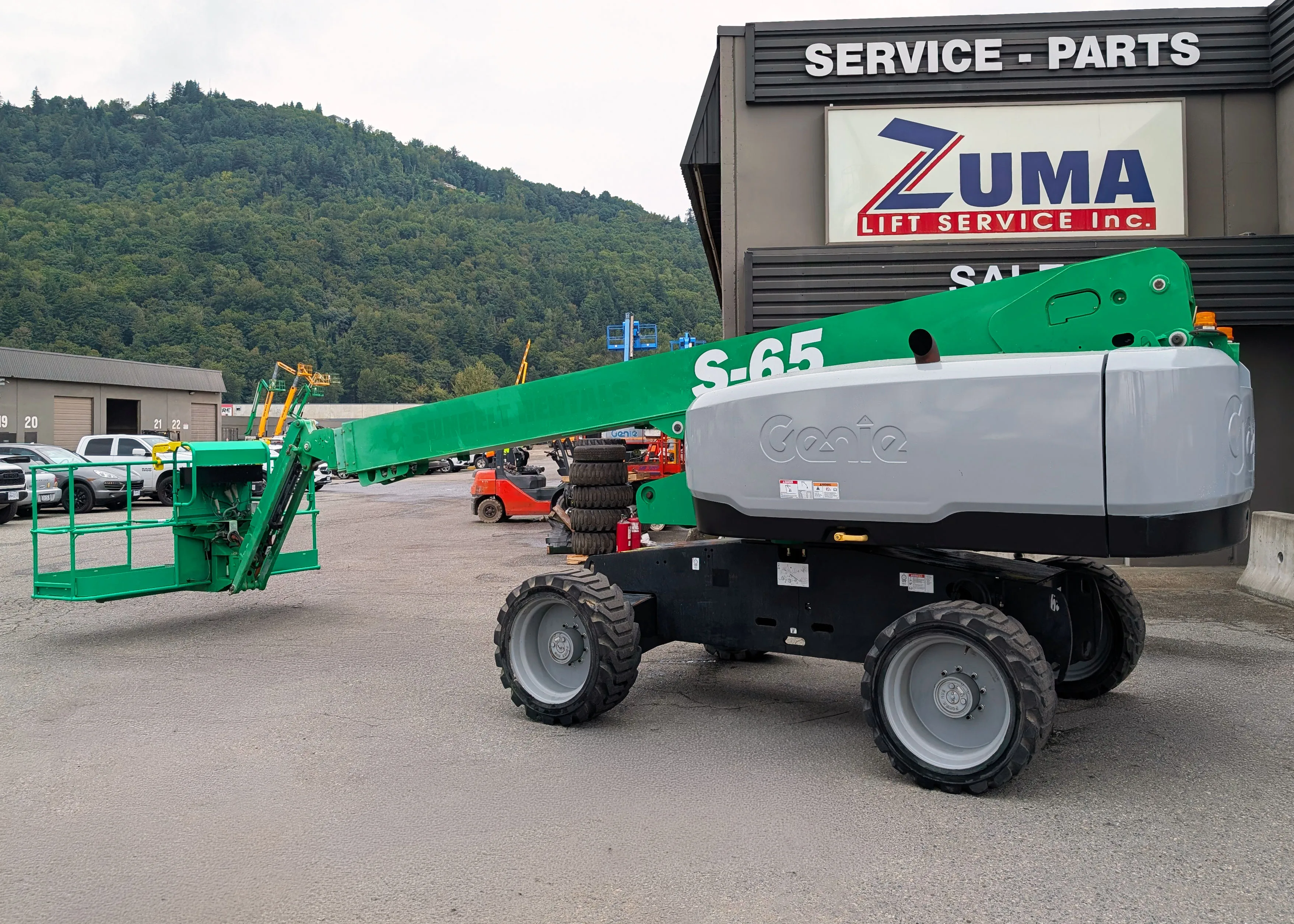 2017-genie-s-65-boom-lifts-1-1785191560139.webp