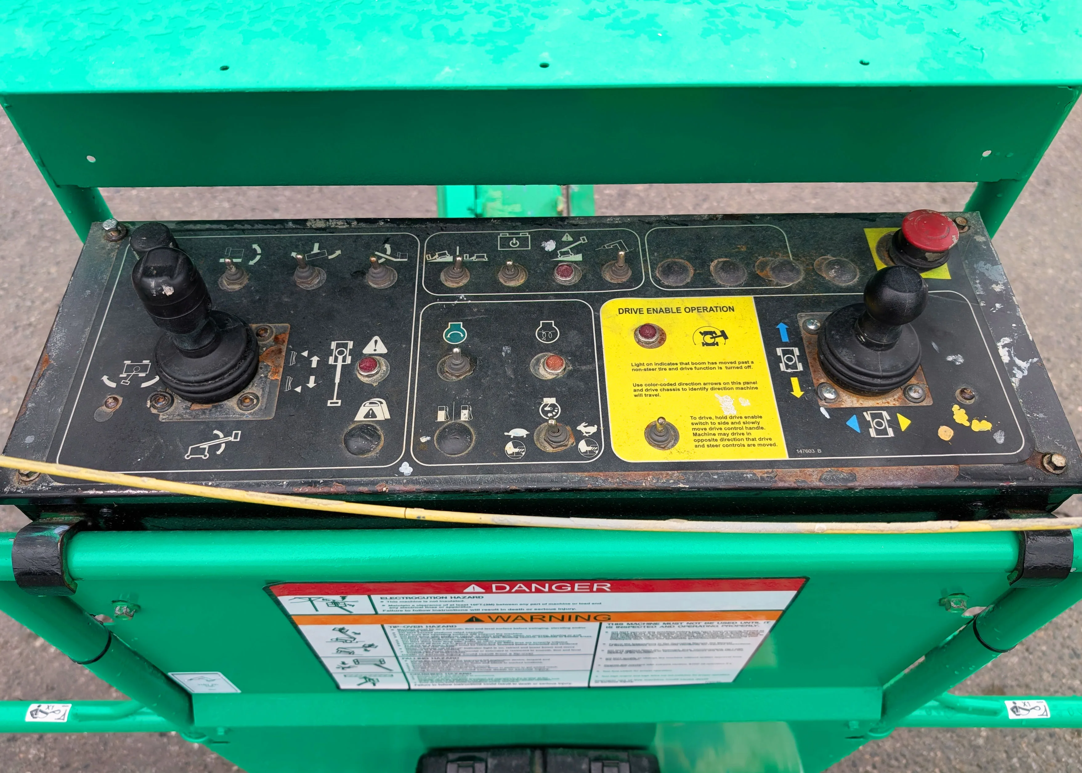 2017-genie-s-65-boom-lifts-4-1785191569977.webp