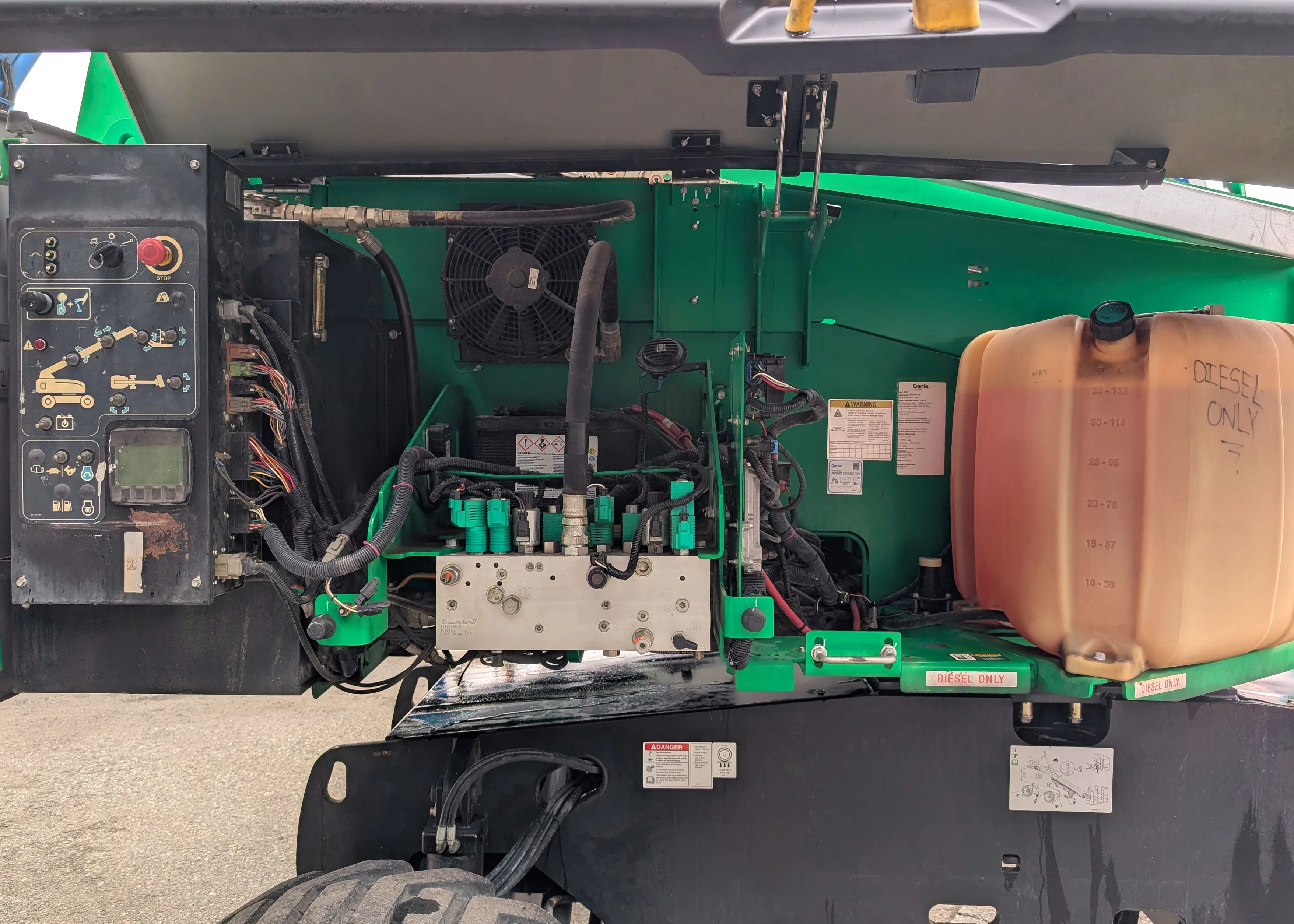 2017-genie-s-65-boom-lifts-9-1785191584196.webp