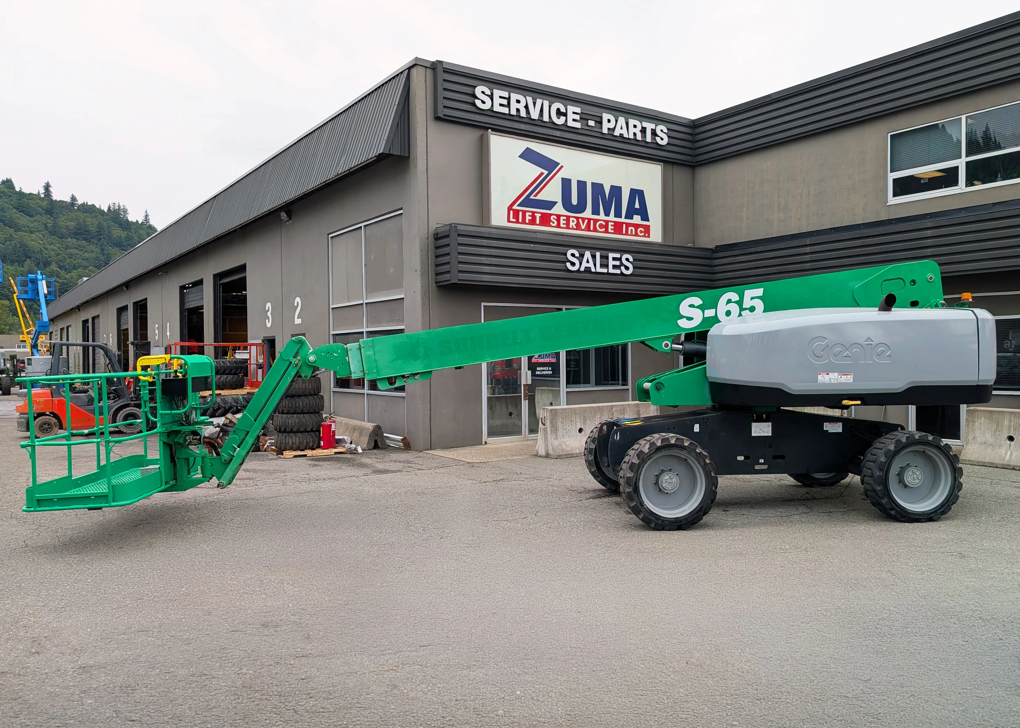 2017-genie-s-65-boom-lifts-1785191557225.webp
