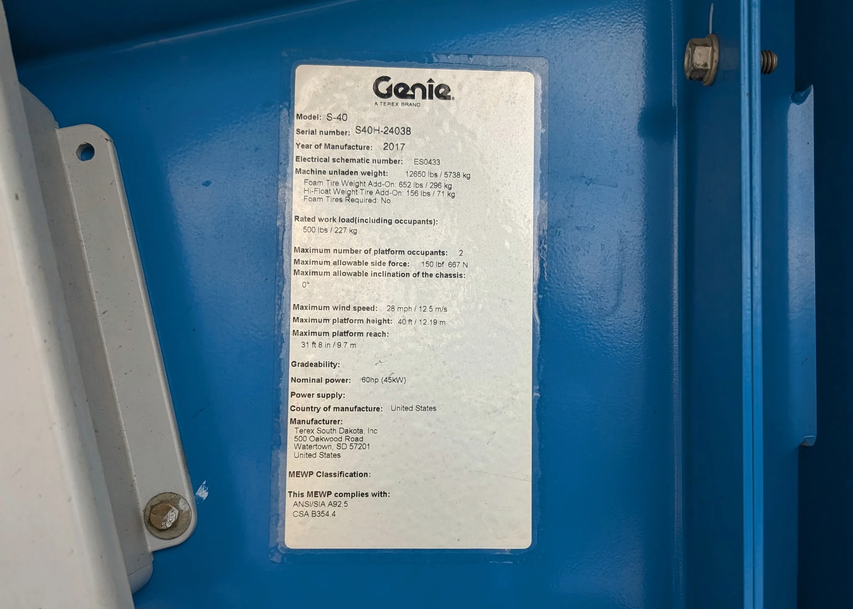 2017-genie-s-40-boom-lifts-2-1785877385511.webp