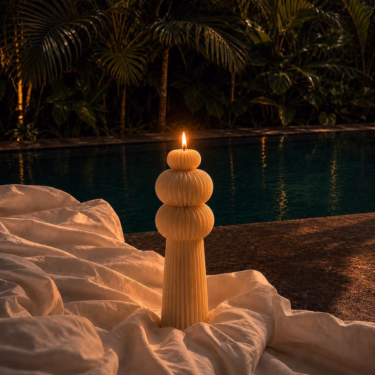 Geometric sculptural soy wax candles handmade by Vilma Candles