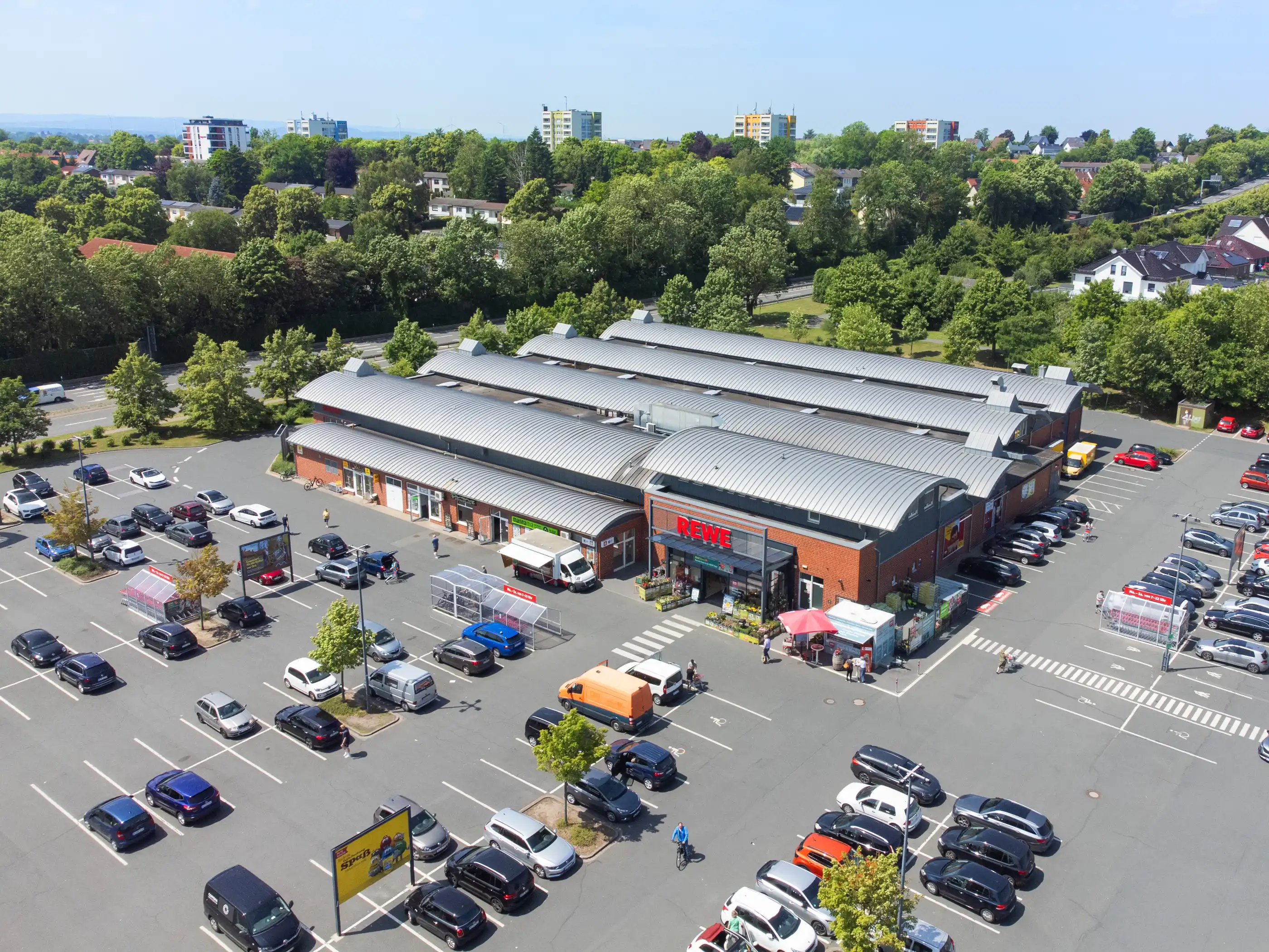 Dachsanierung und Umbau eines Verbrauchermarktes in Sarstedt 2019 - AT Architektur Braunschweig
