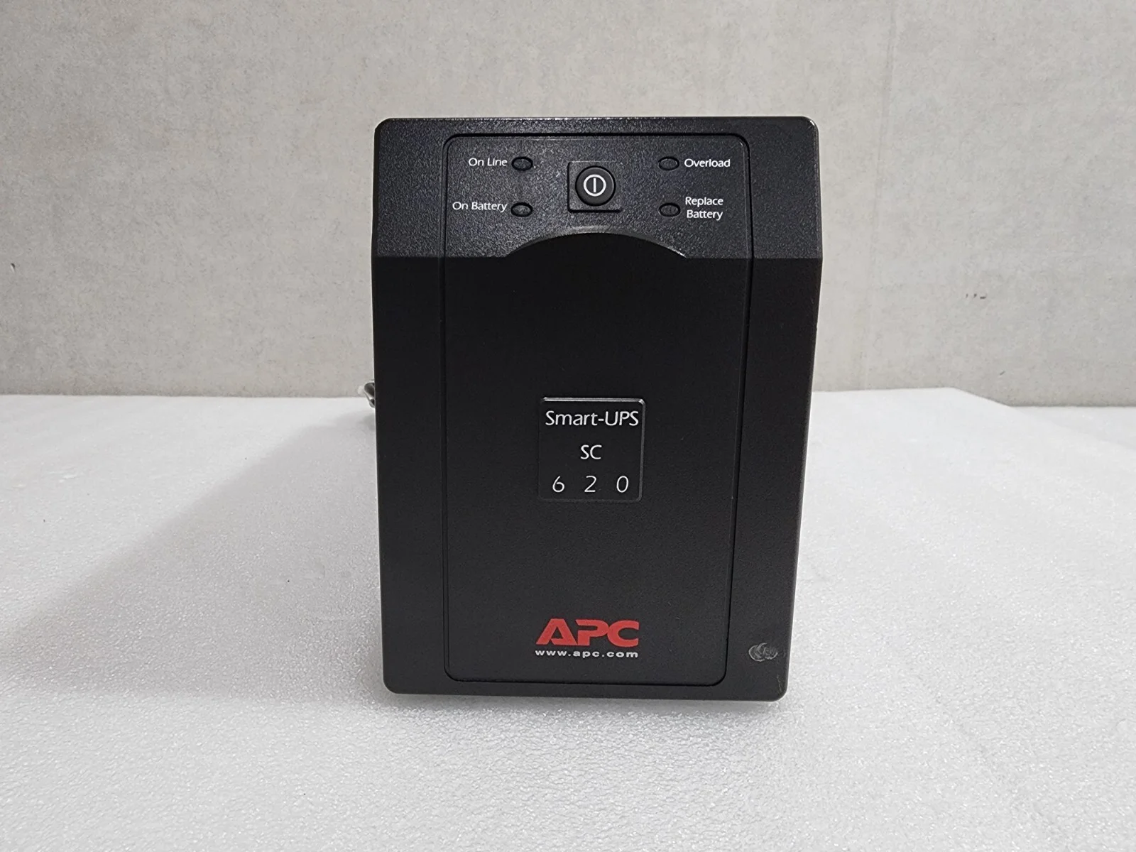 Замена аккумулятора в ИБП APC Smart-UPS SC 620 - фото 2