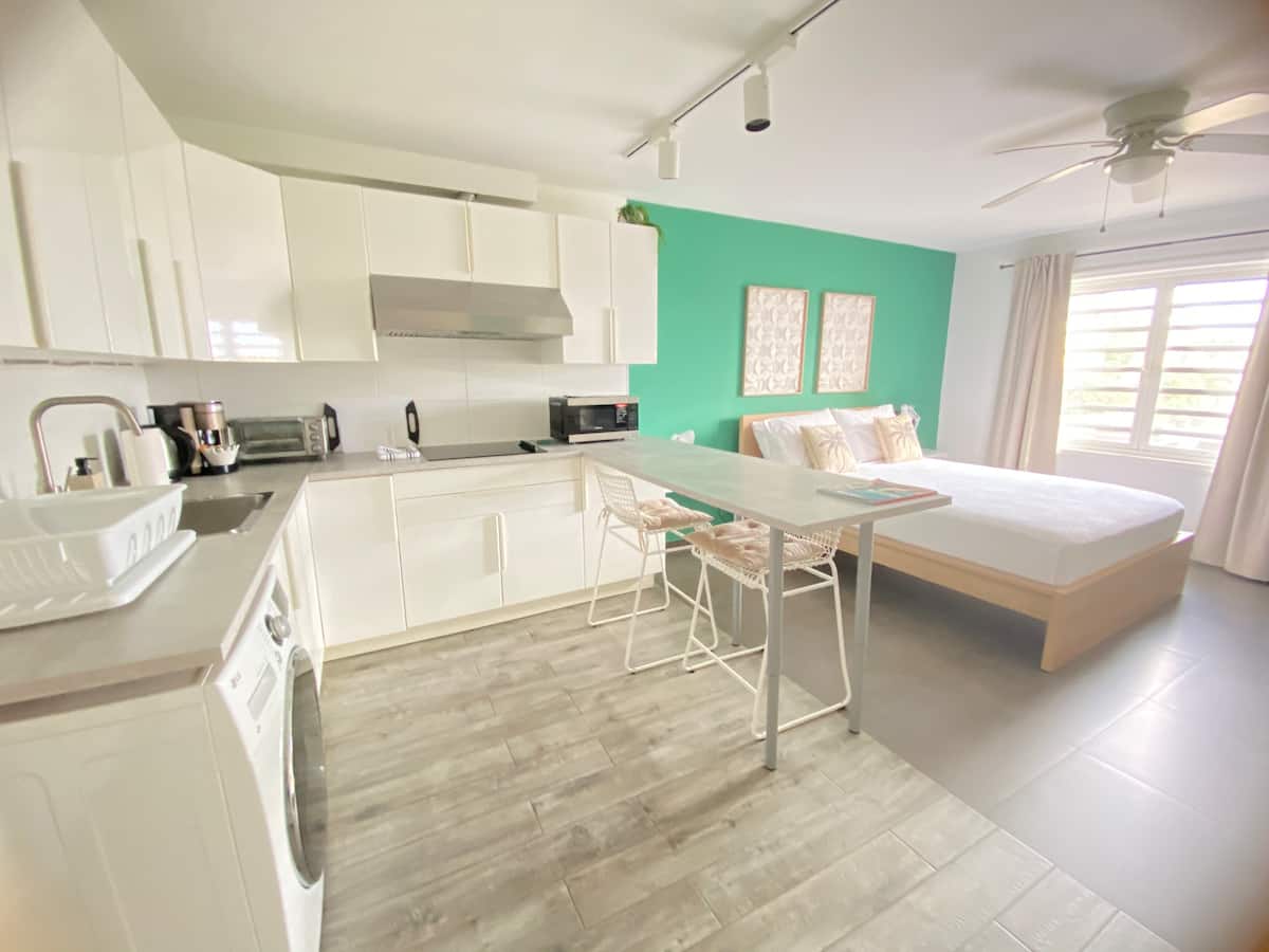Pelican Escape studio in Pelican Key, St. Maarten