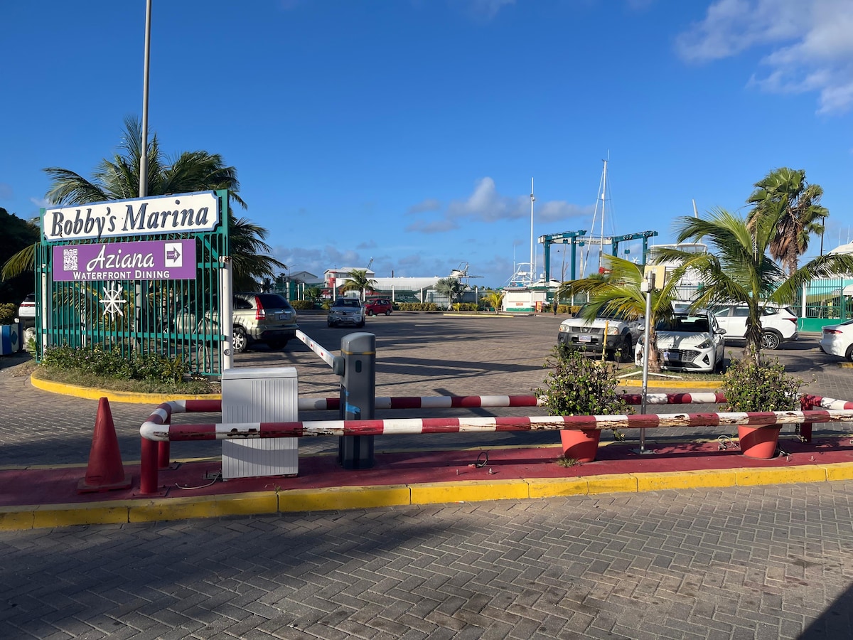 Bobby's Marina next door, with 24/7 secured parking