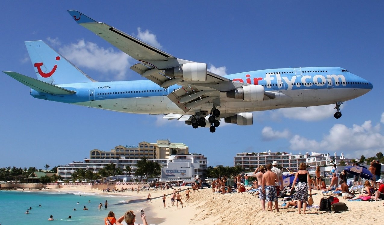 The Best Beaches in St. Maarten and St. Martin: Dutch and French Side Guide