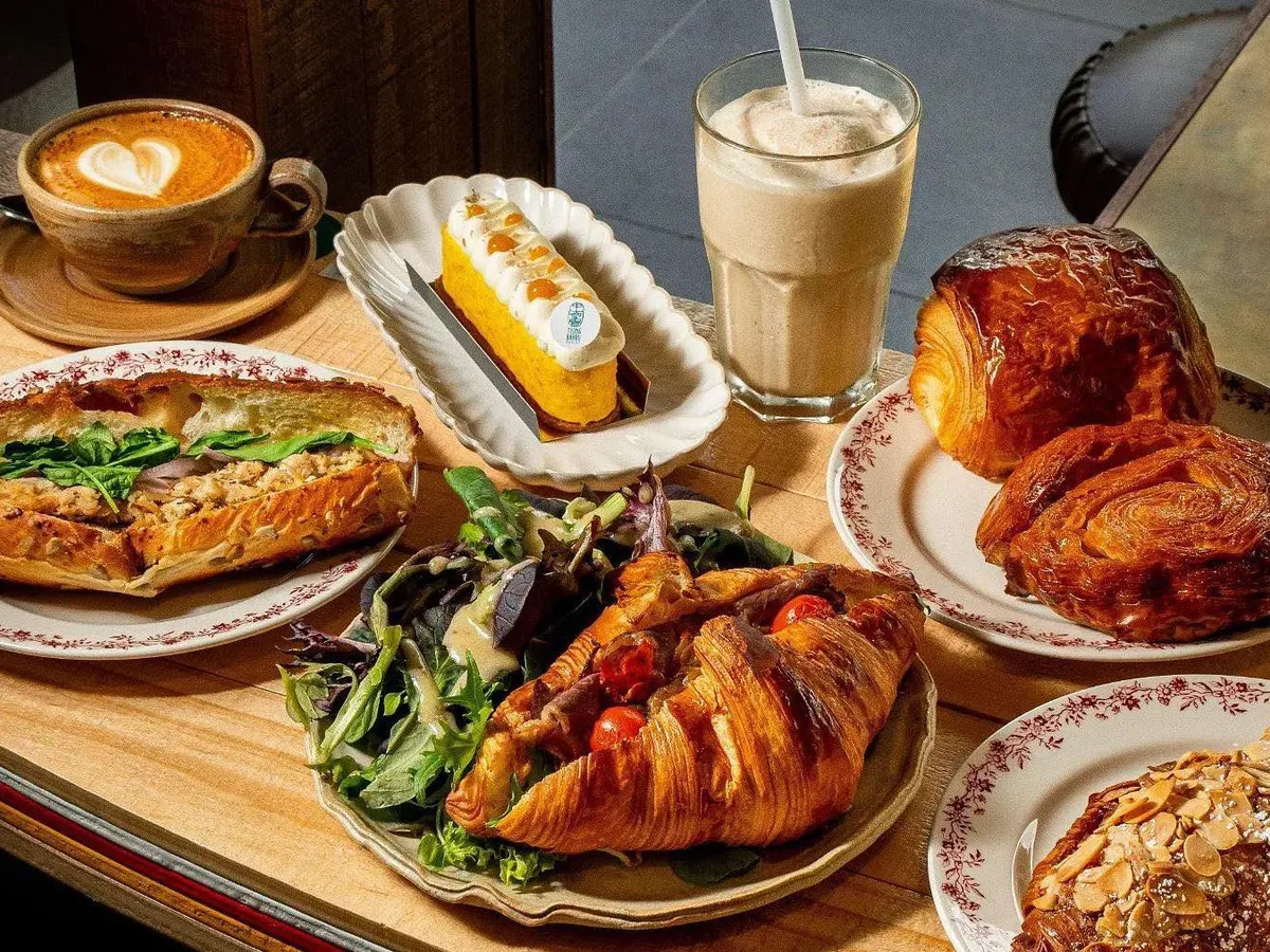 cafe food