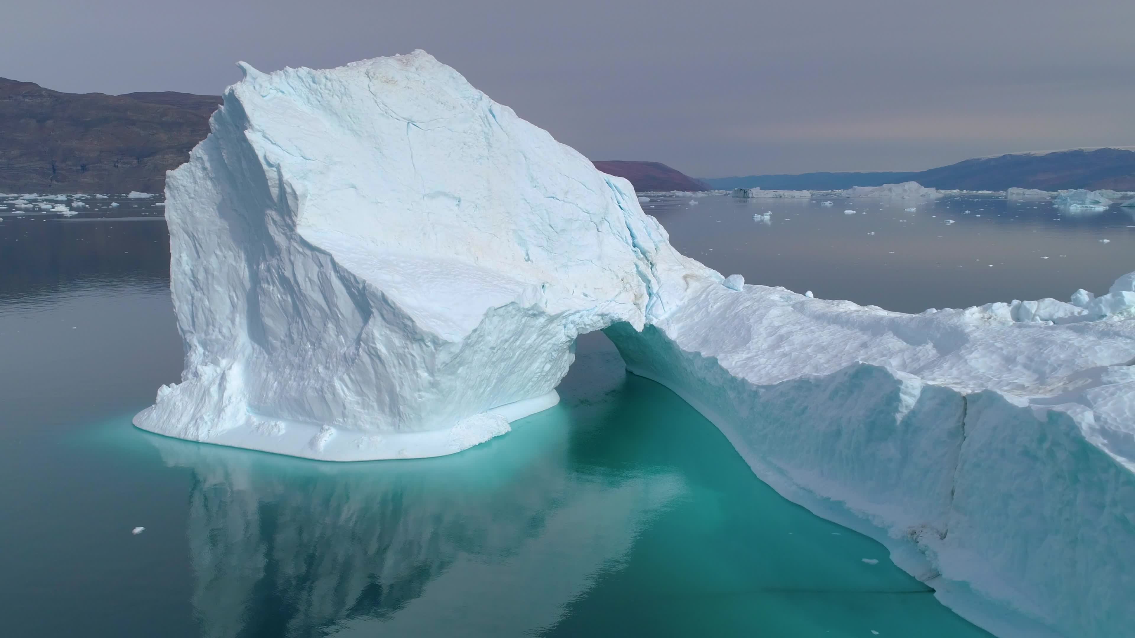 Arctic & Greenland VANDEN