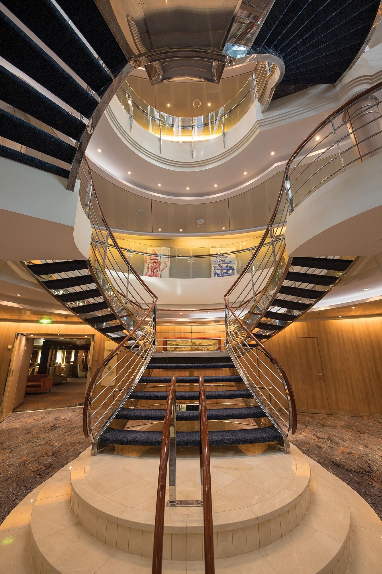 SEVEN SEAS MARINER