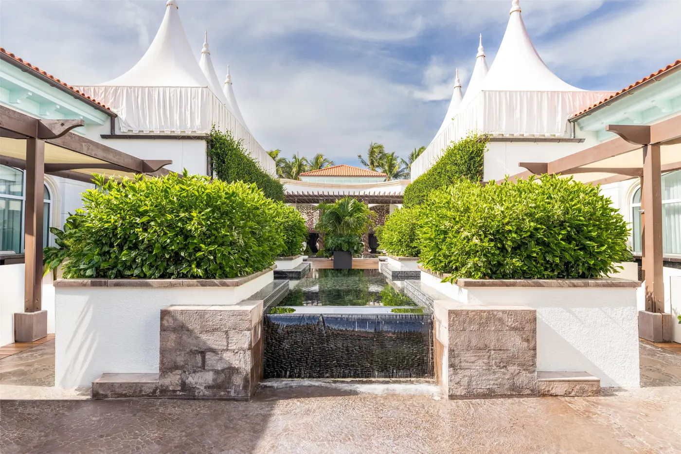 Hotel pool