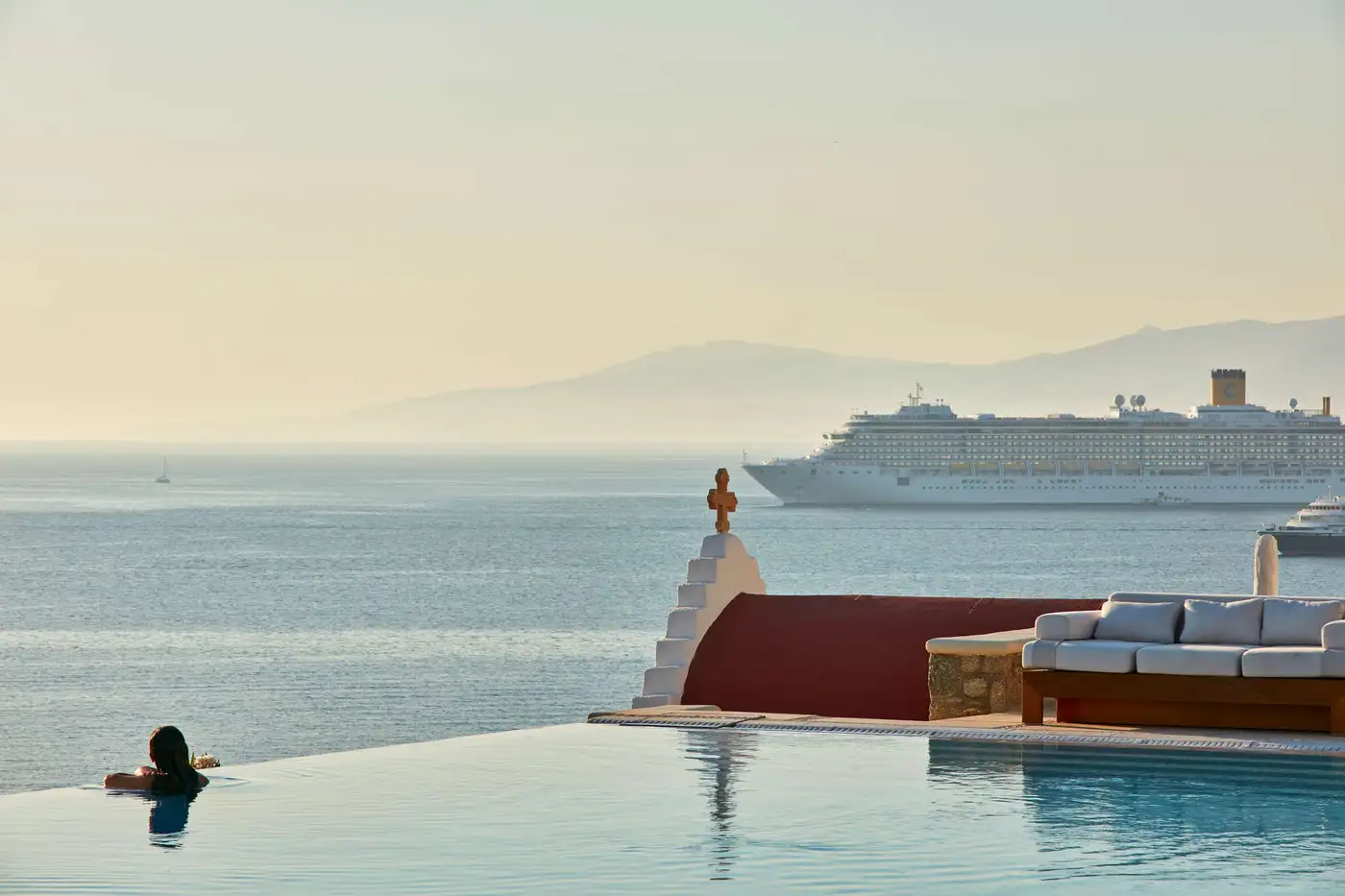 Hotel pool