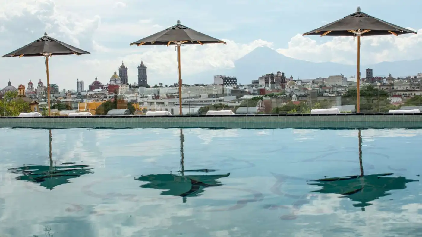 Hotel pool