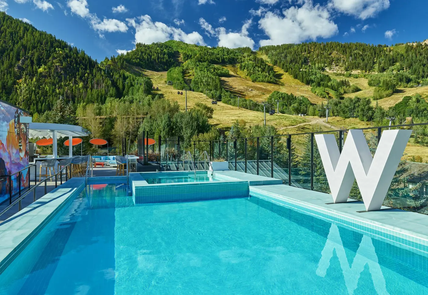 Hotel pool