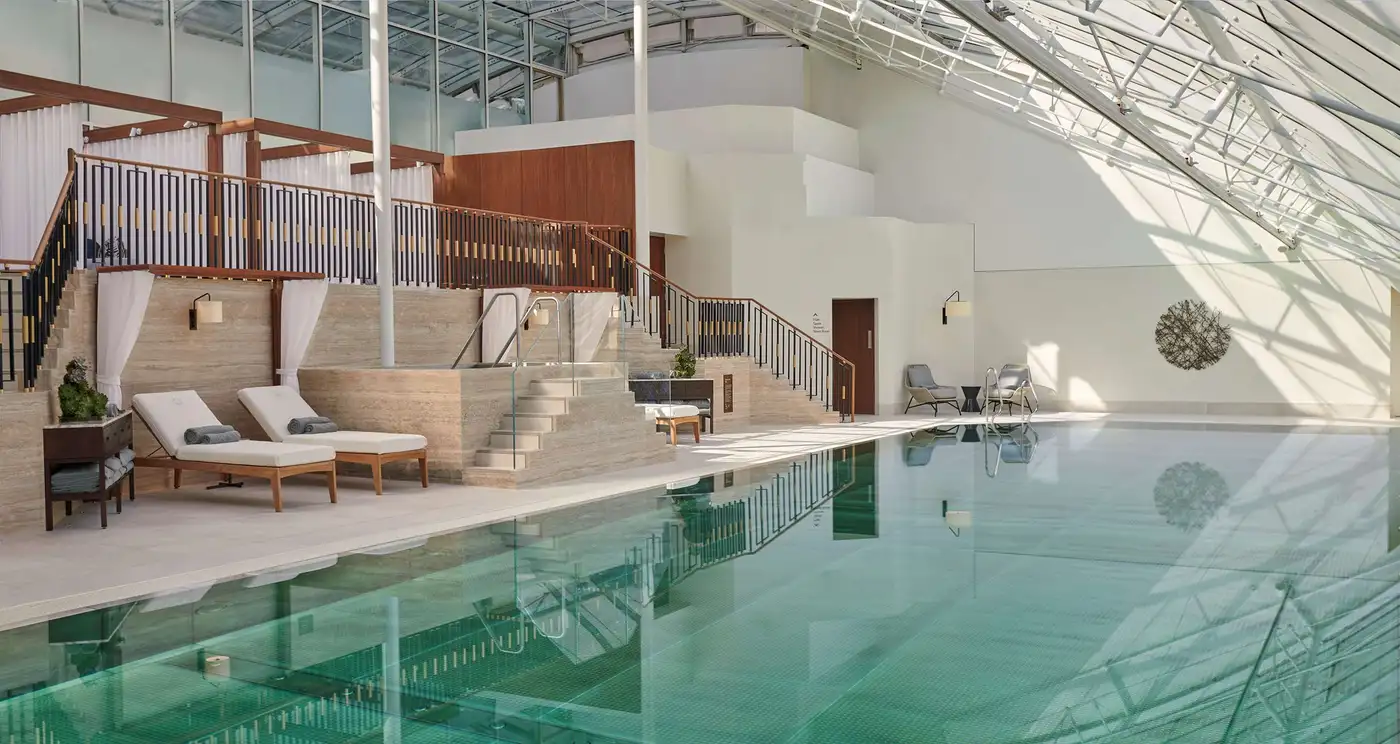Hotel pool