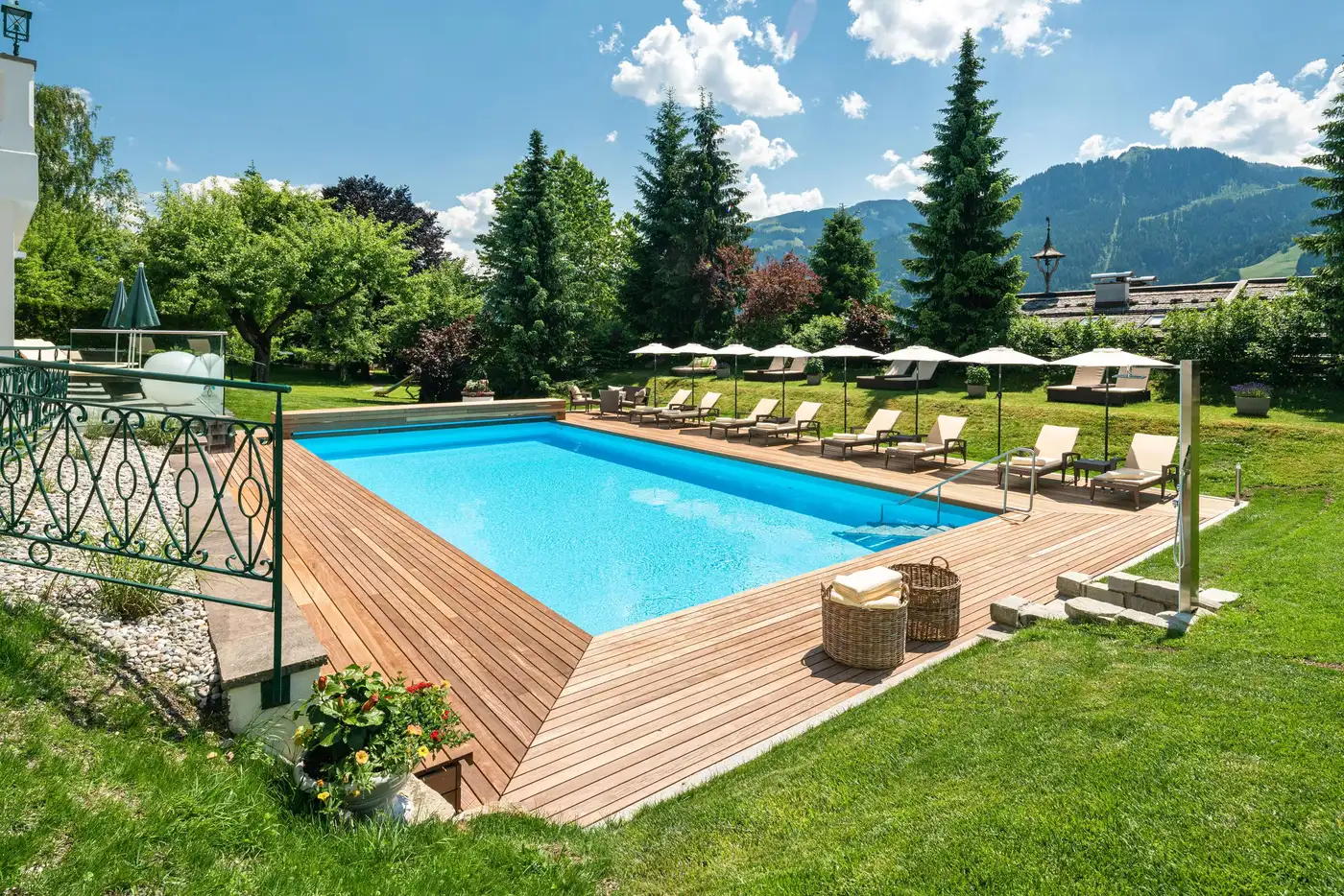 Hotel pool