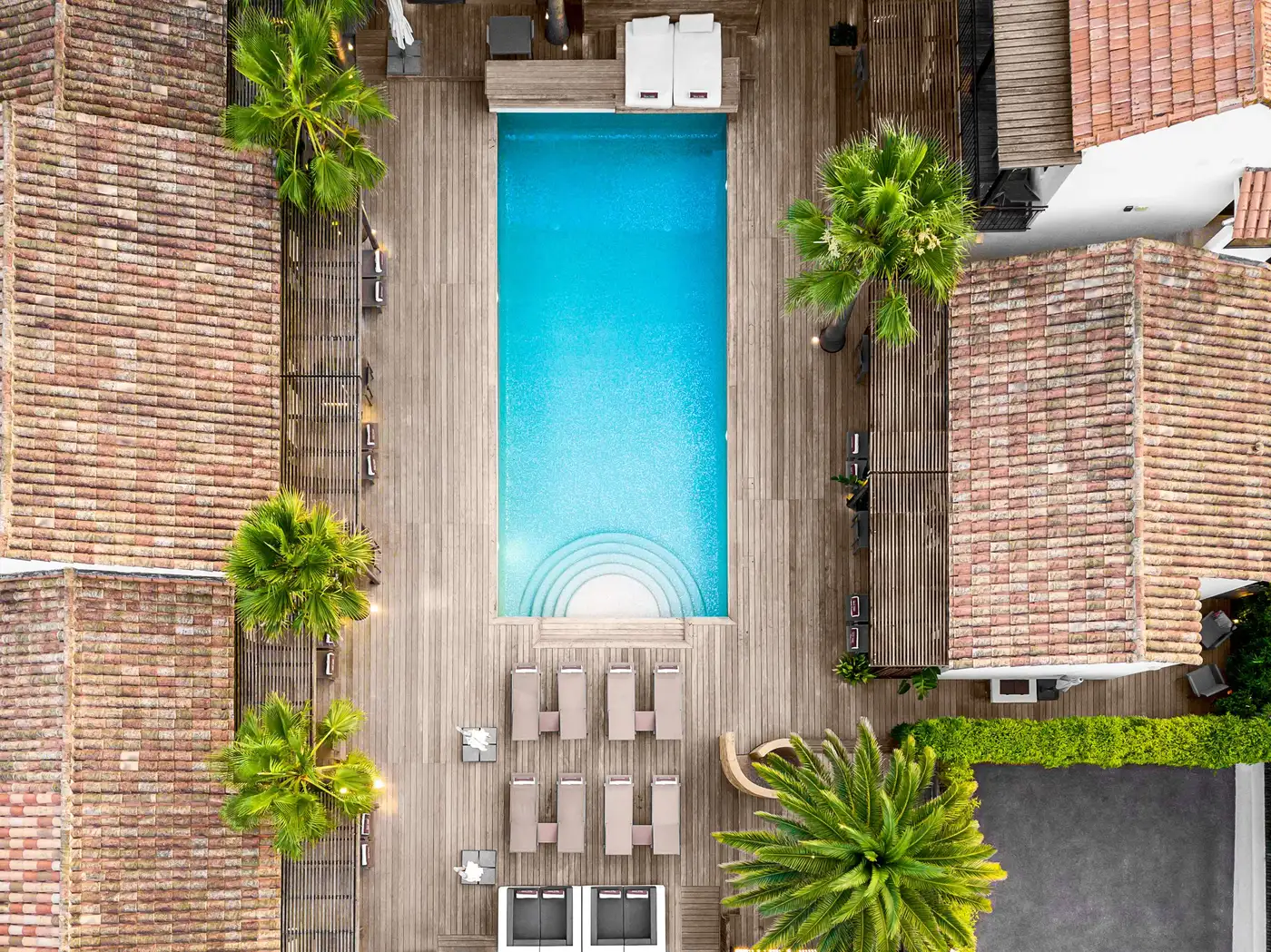 Hotel pool