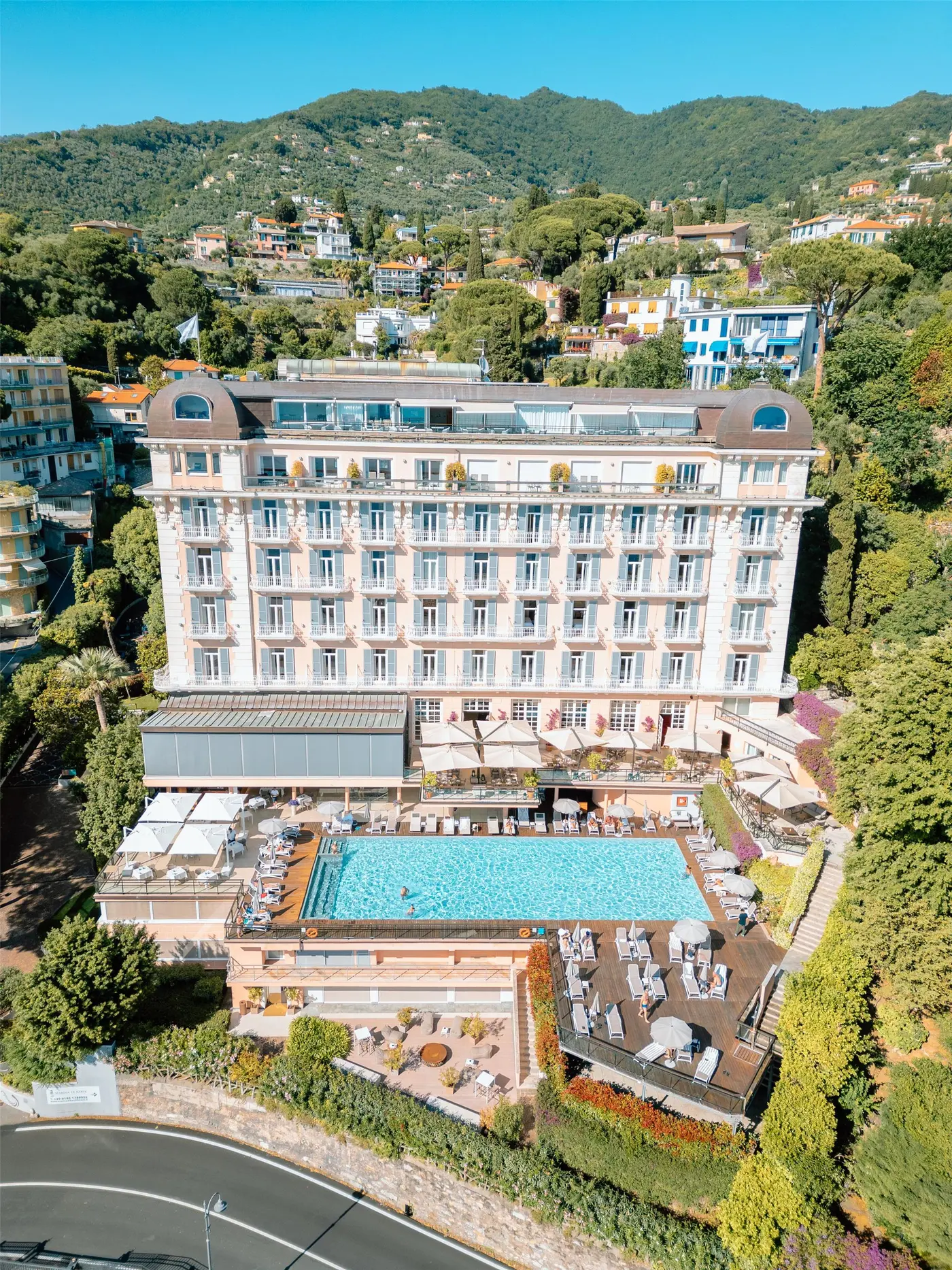 Hotel pool
