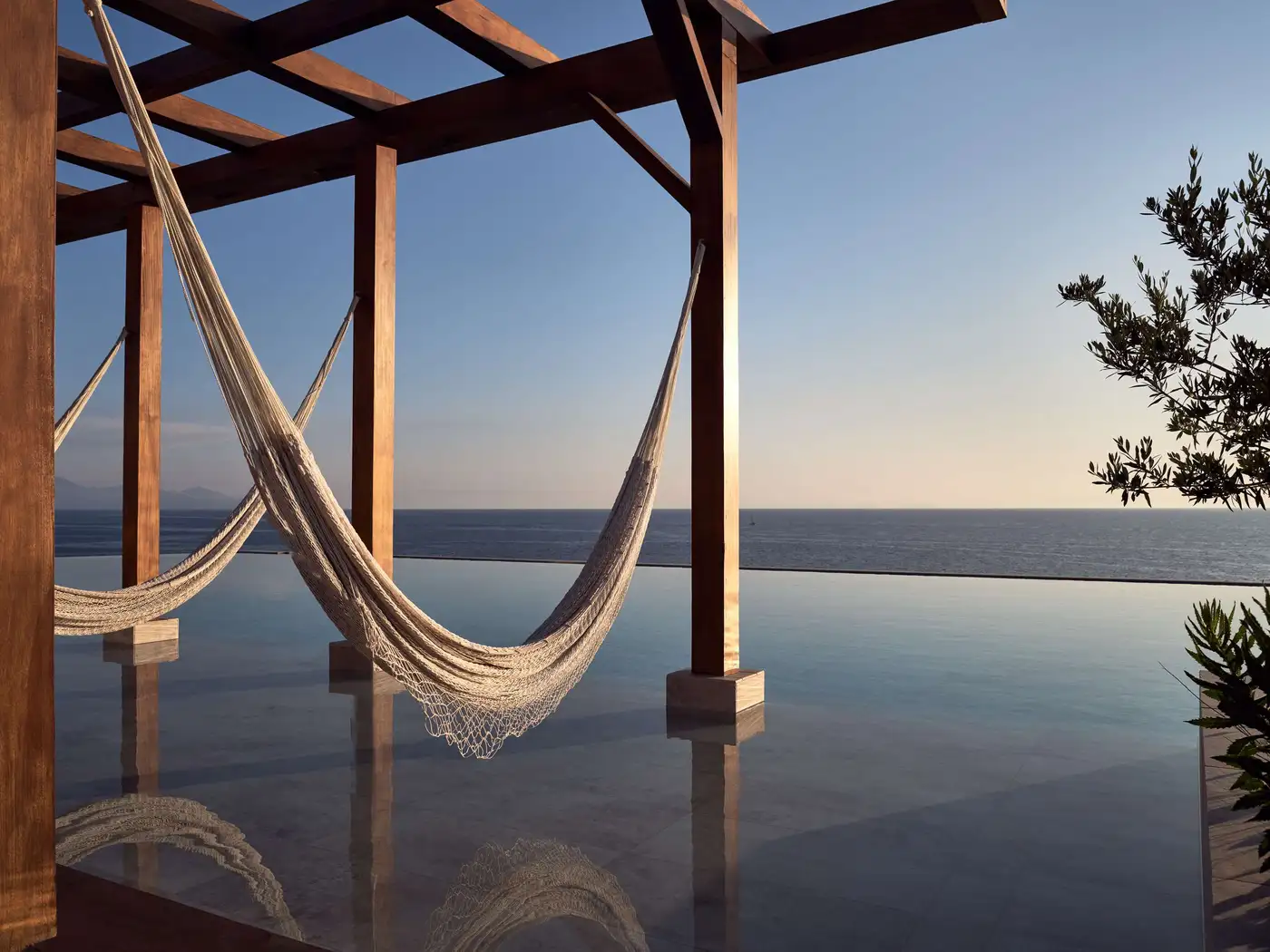 Hotel pool