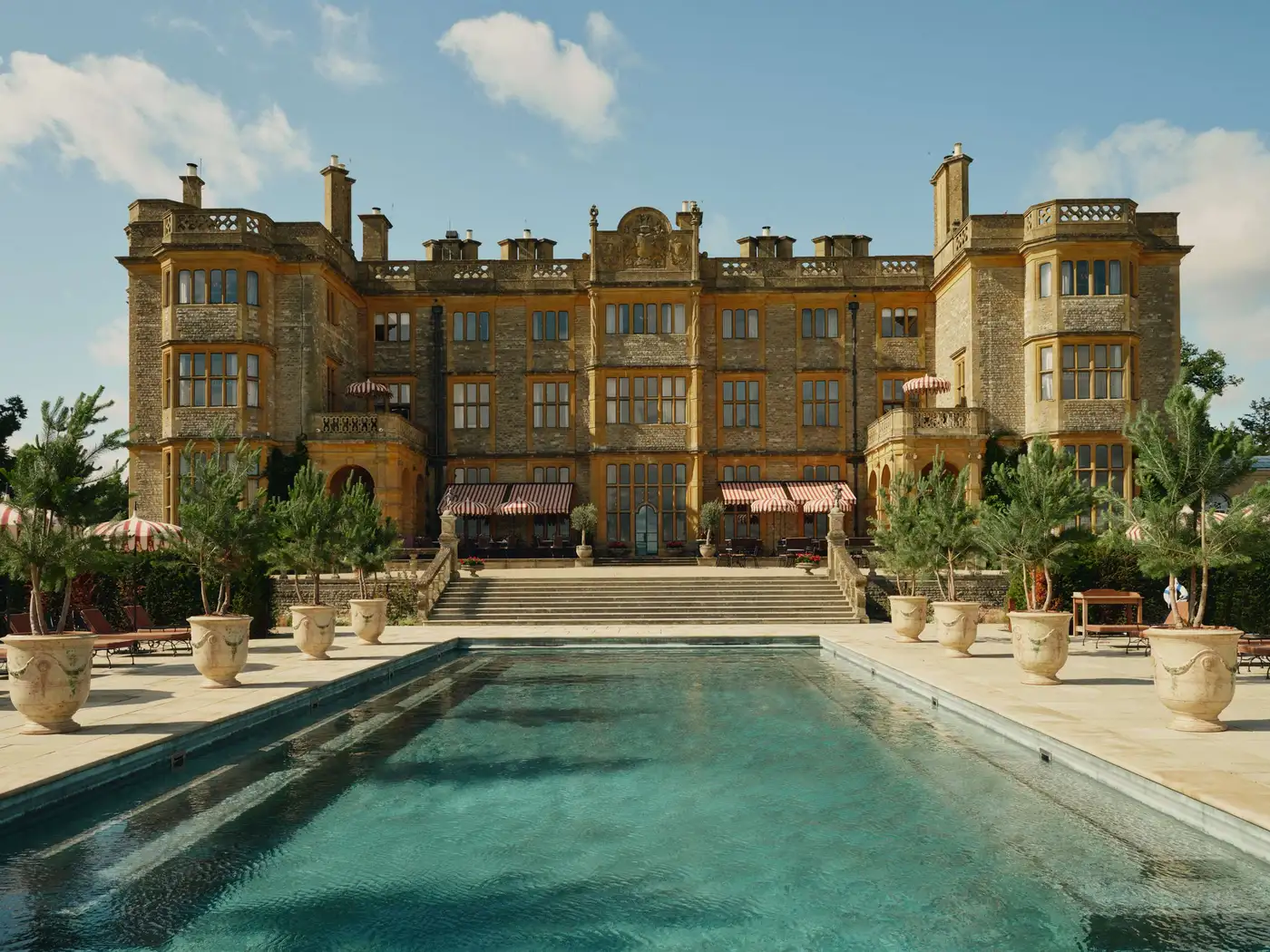 Hotel pool