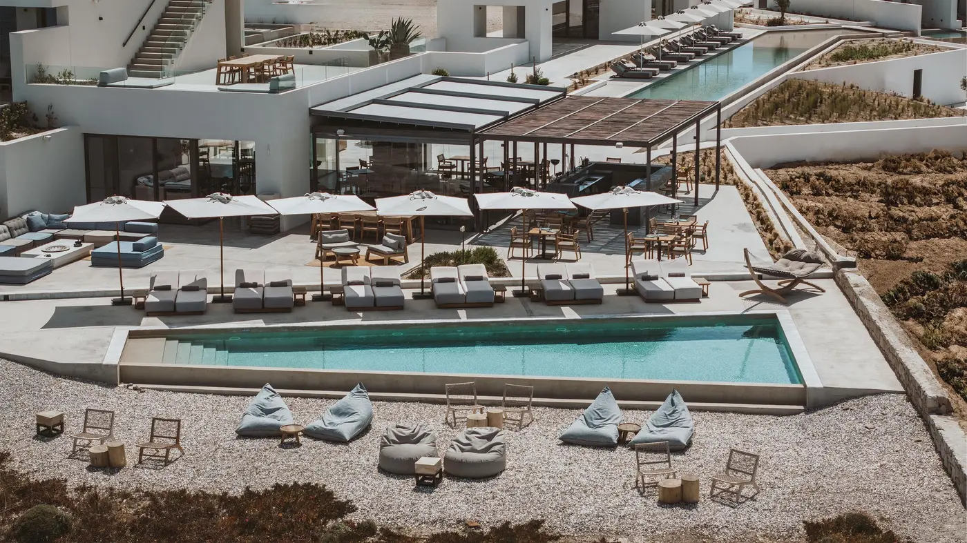 Hotel pool