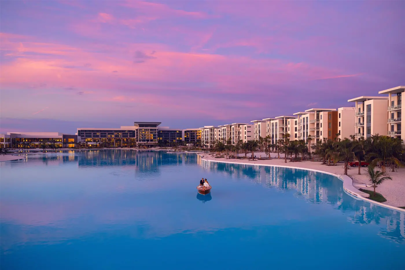 Hotel pool