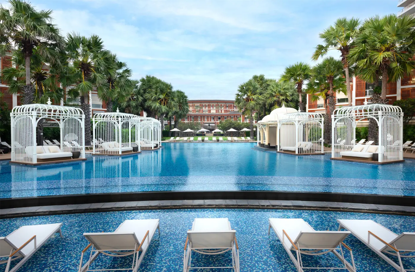 Hotel pool