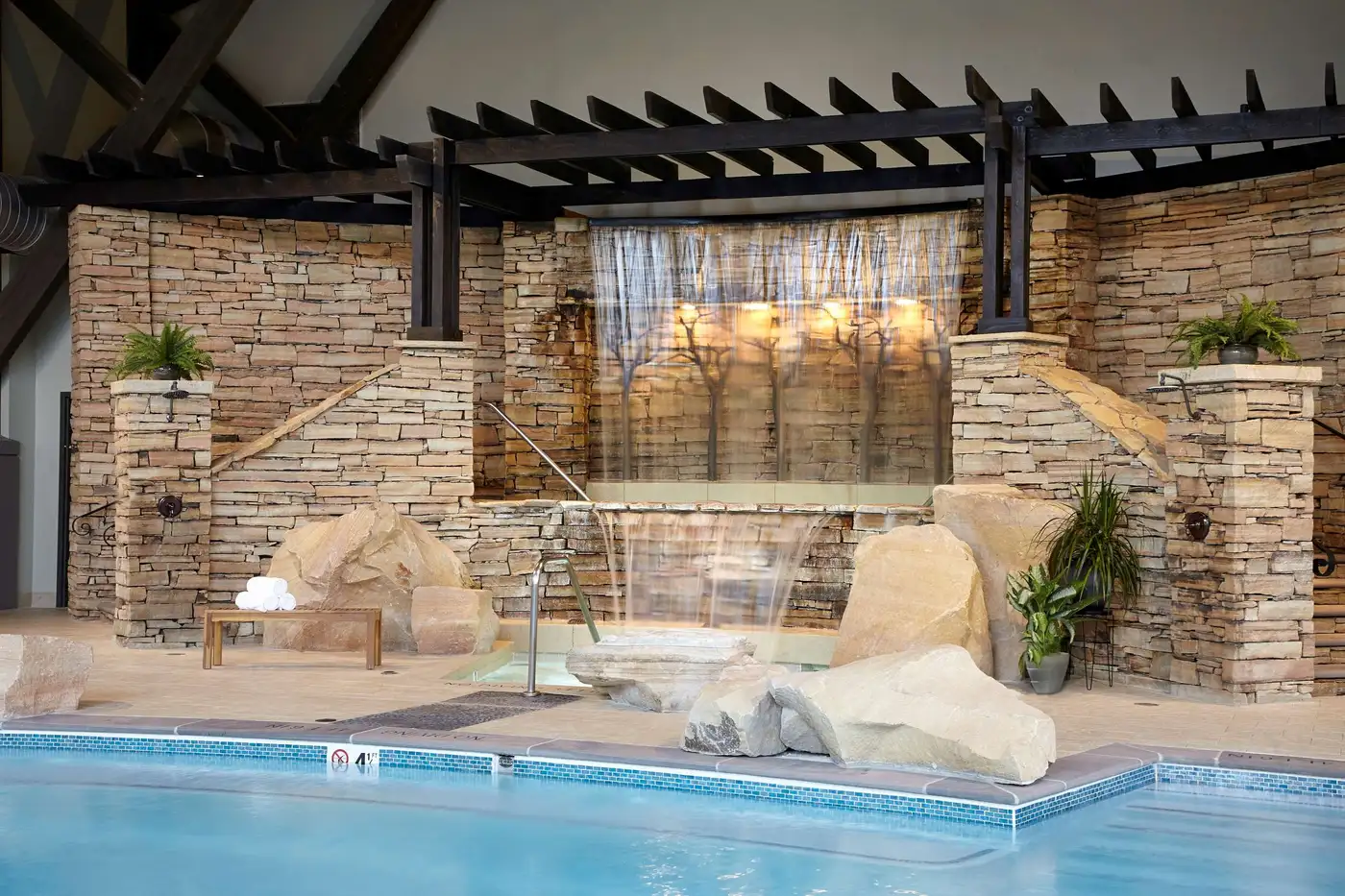 Hotel pool