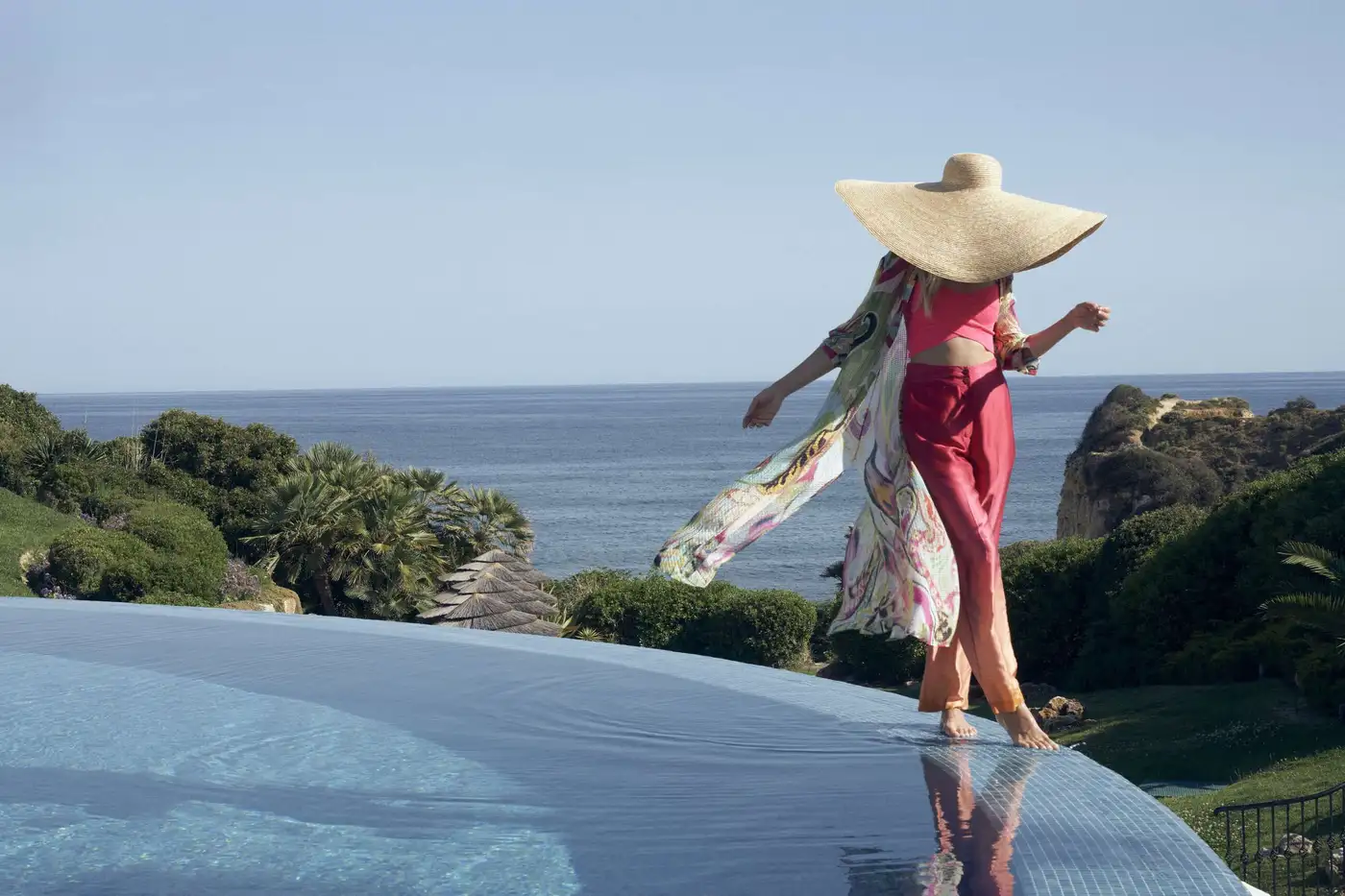 Hotel pool