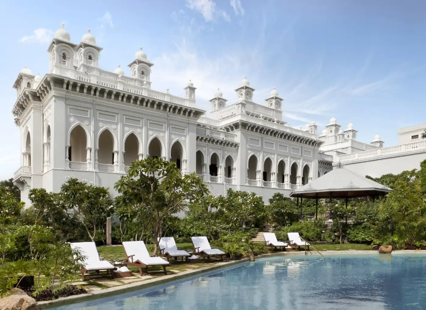 Hotel pool
