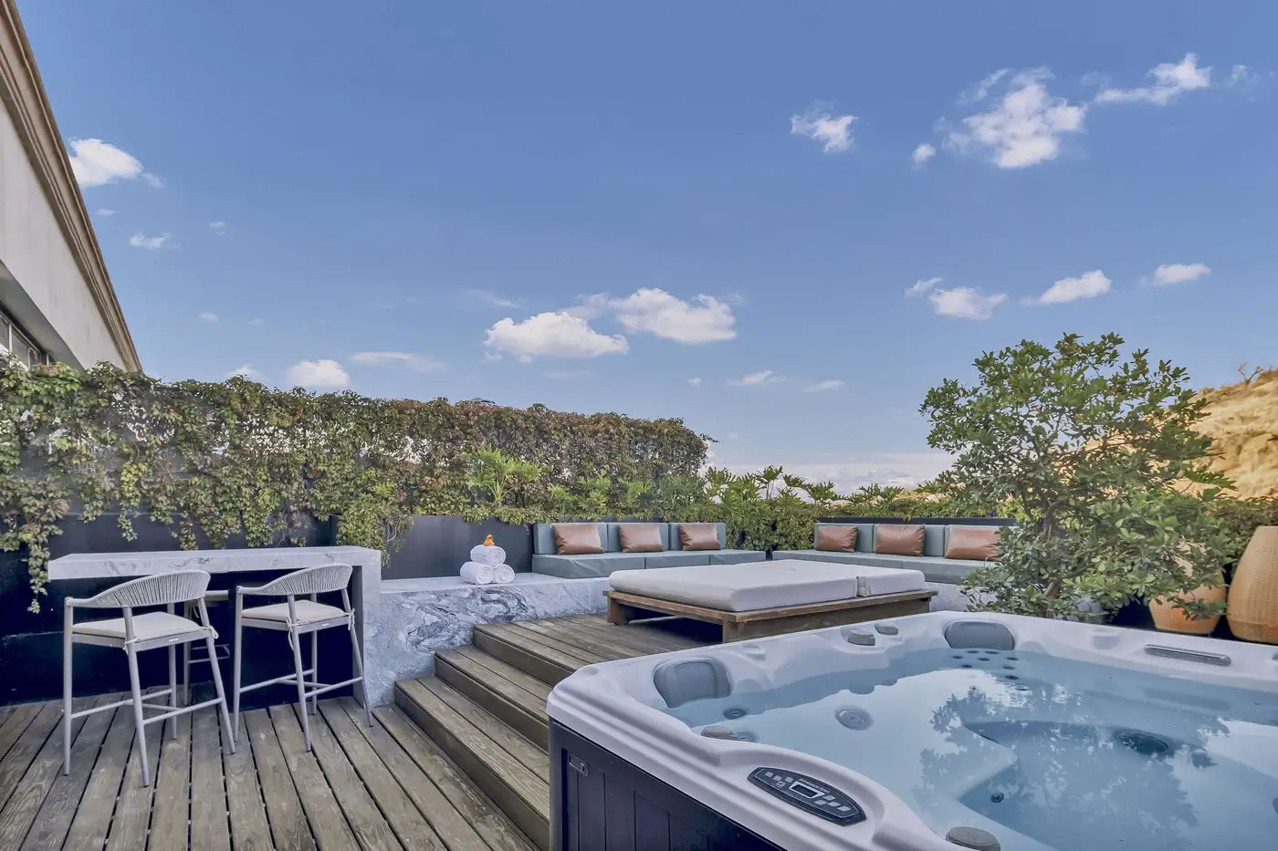 Hotel pool