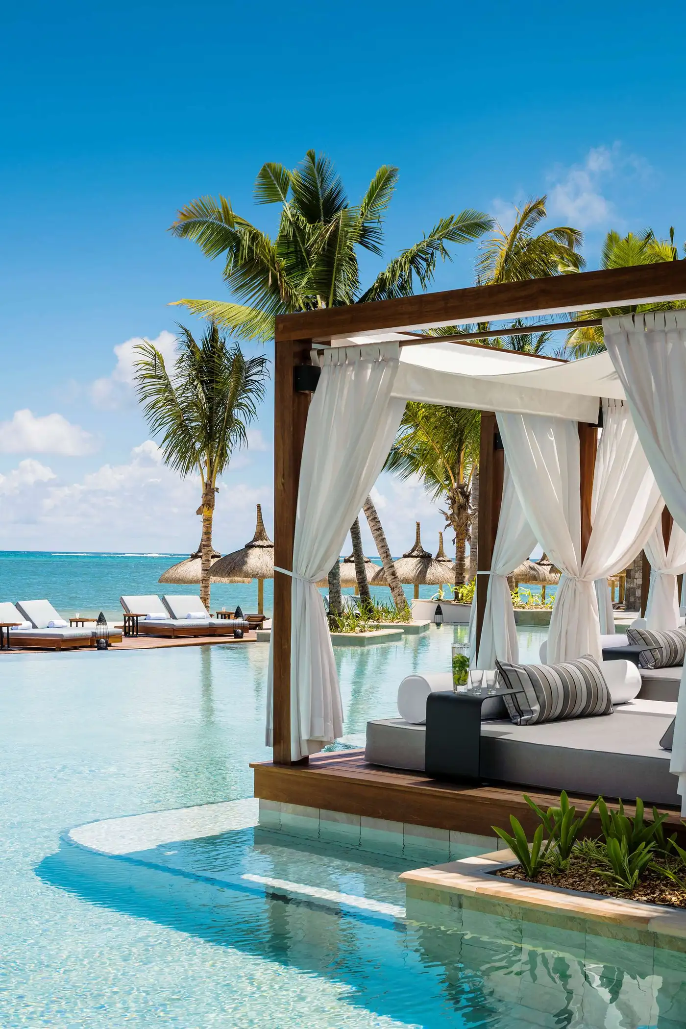Hotel pool